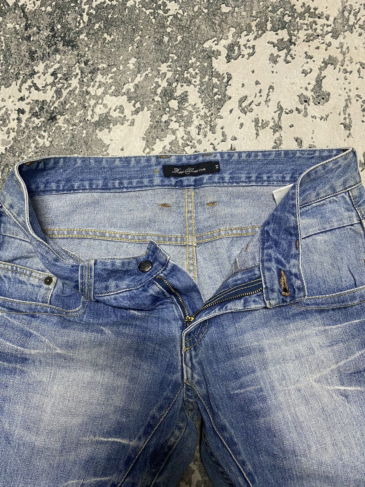 Japanese Brand Japanese Brand Distressed Root Three Jeans Denim Size US 34 / EU 50 - 14 Thumbnail