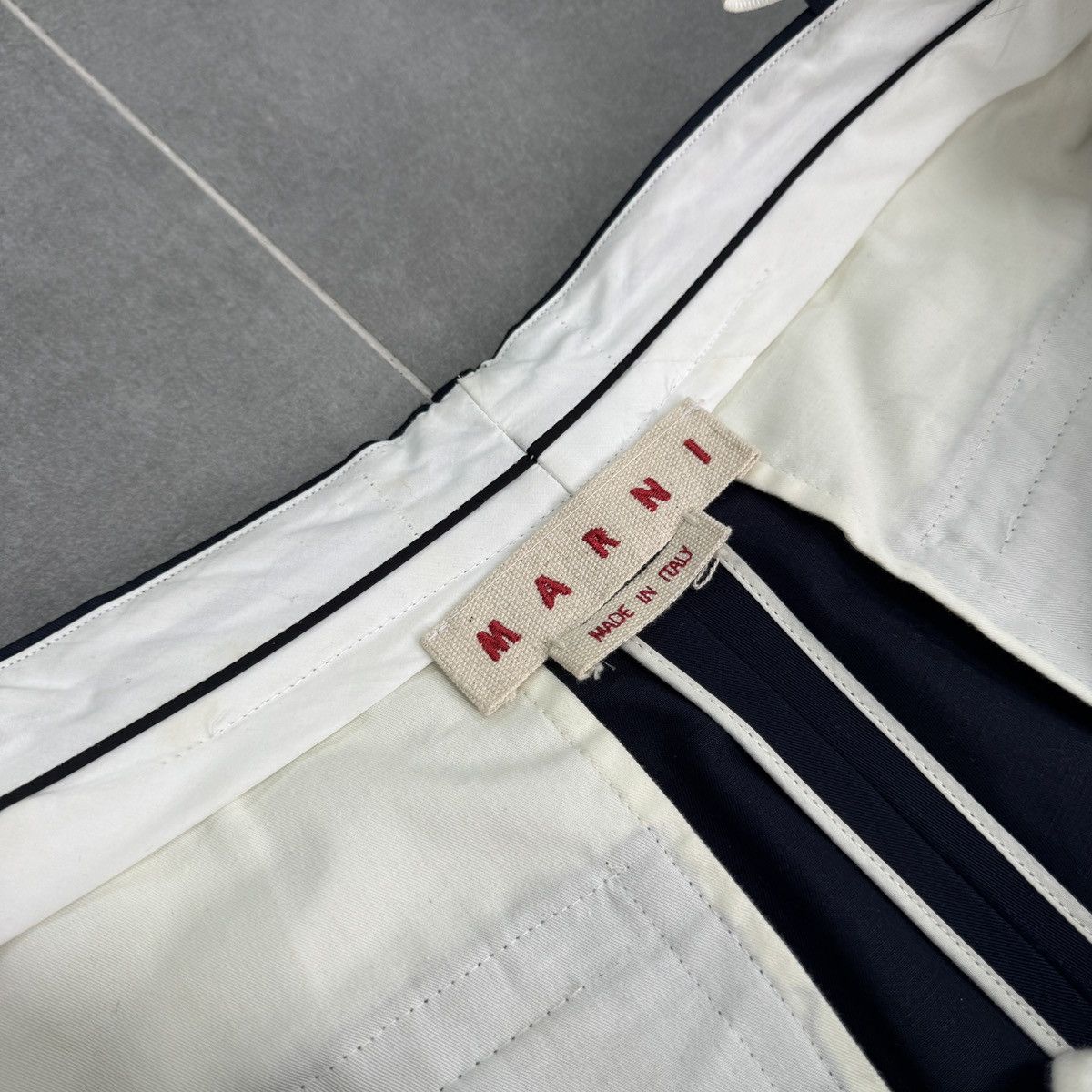 Marni Marni Tailored Ankle-Length Tapered Women Trousers Pants Size 30" / US 8 / IT 44 - 9 Thumbnail