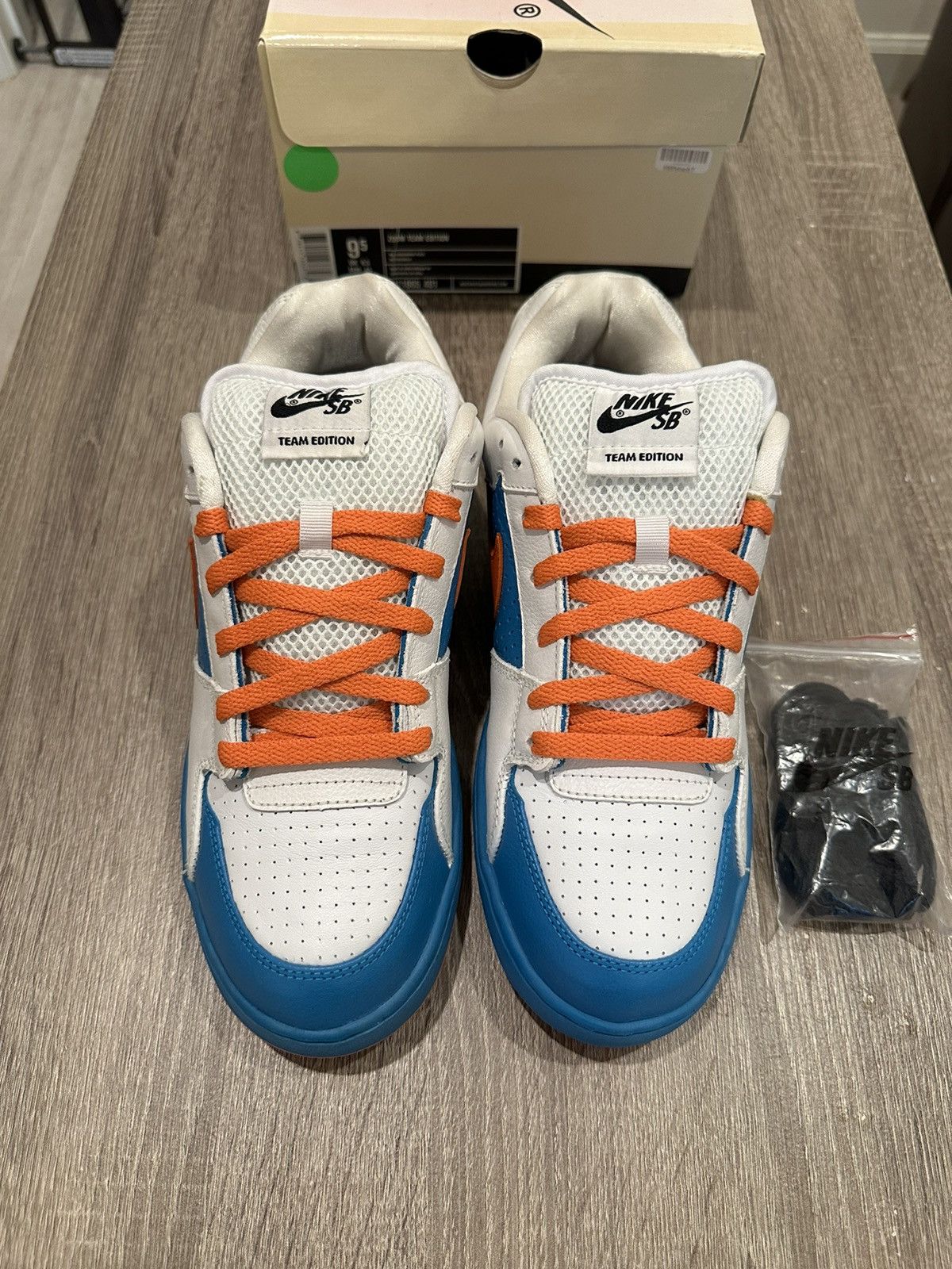 Nike Nike SB Team Edition Size US 9.5 / EU 42-43 - 3 Thumbnail