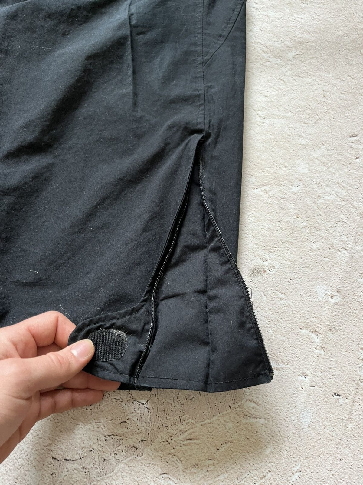 Nike NIKE VINTAGE BLACK TRACK PANTS • Y2K / TECH / ARCHIVE 00s Size US 35 - 6 Thumbnail