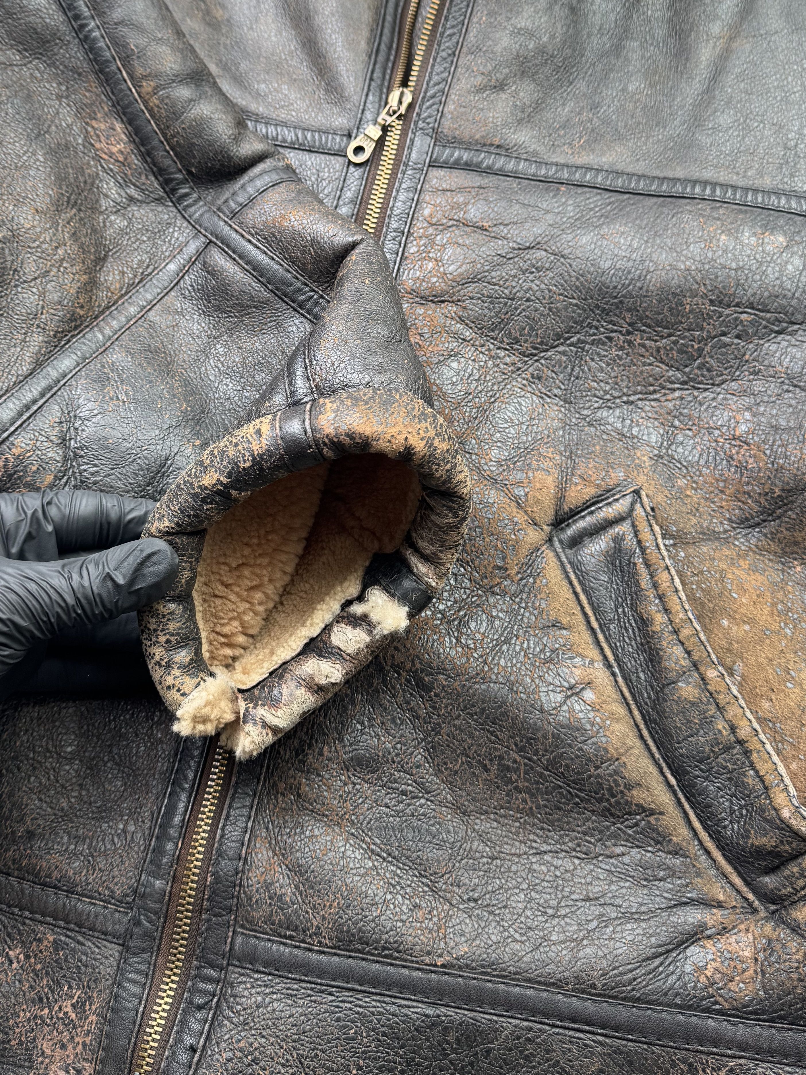 Vintage Vintage Real Sheepskin Jacket A683D15(464) Size US S / EU 44-46 / 1 - 6 Thumbnail