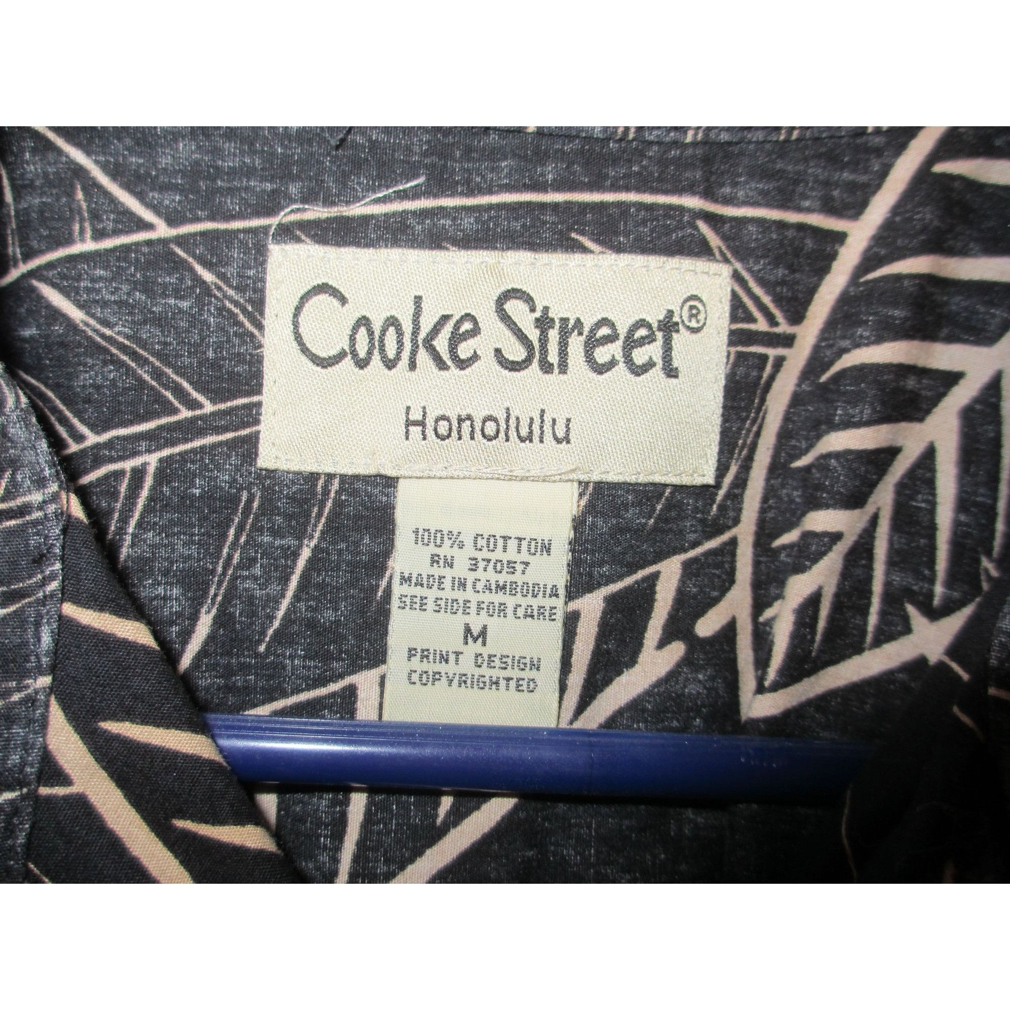 Other Cooke Street Honolulu Mens Hawaiian Shirt Black Leaf Print C Size US M / EU 48-50 / 2 - 3 Thumbnail