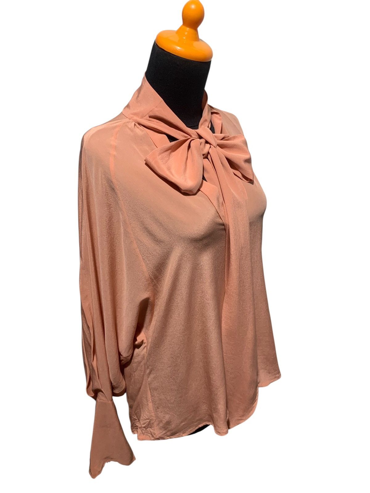 Petar Petrov $1069 archive Petar Petrov Anne Hathaway bow tie silk shirt Size M / US 6-8 / IT 42-44 - 5 Thumbnail