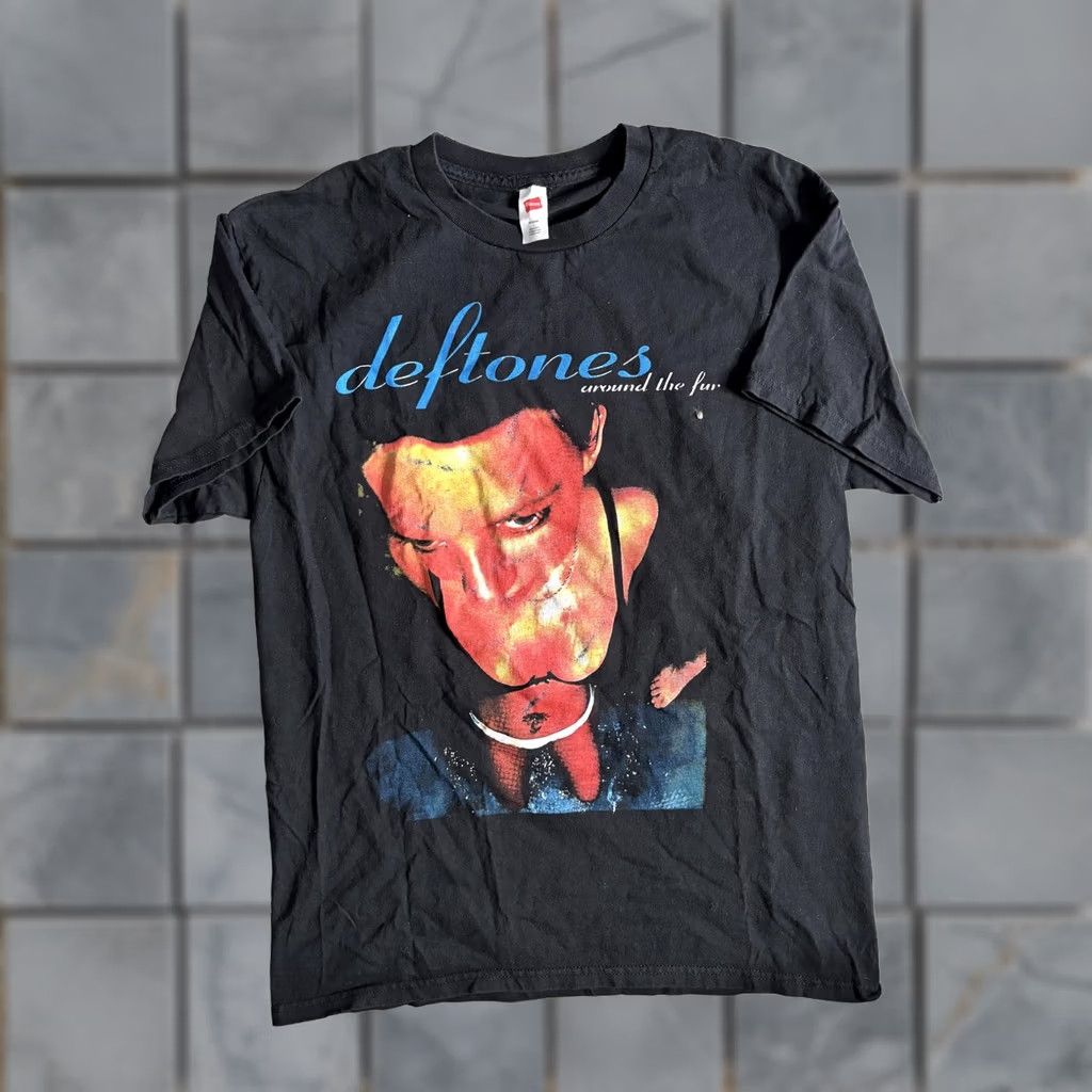 Hanes VINTAGE Deftones Shirt Mens Medium Black North American Tour 2025 Graphic T-Shirt Band Size US M / EU 48-50 / 2 - 1 Thumbnail