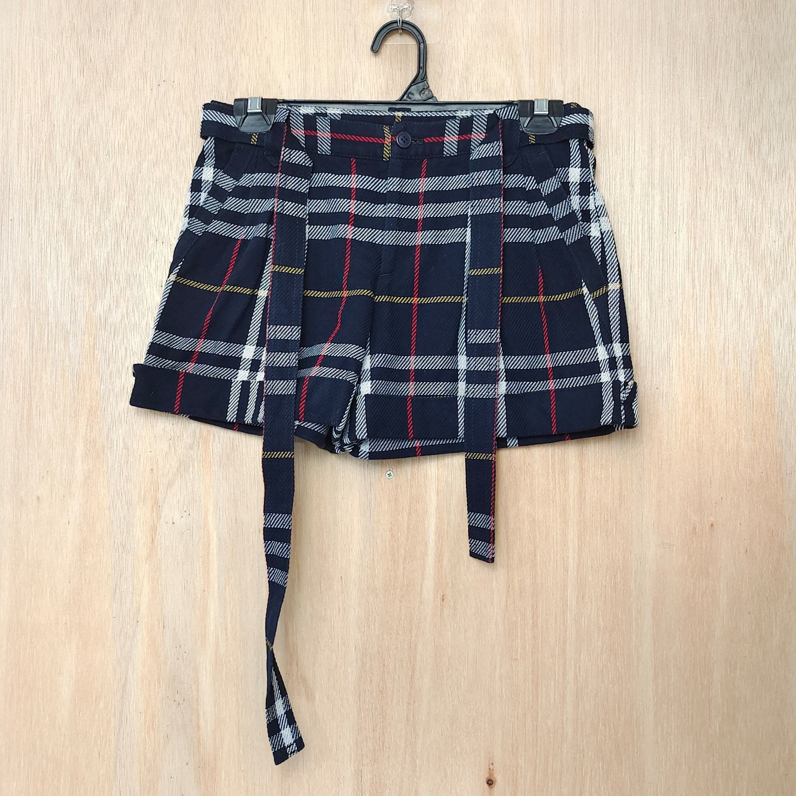 Burberry BURBERRY Women Shorts & Burmudas 8106440 C2386