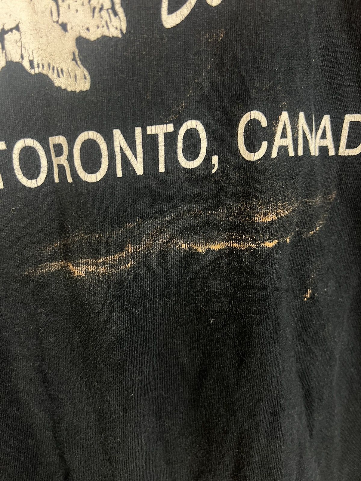 Vintage Vintage Hooters Canada Toronto T-Shirt Y2K Tee Size US S / EU 44-46 / 1 - 5 Thumbnail