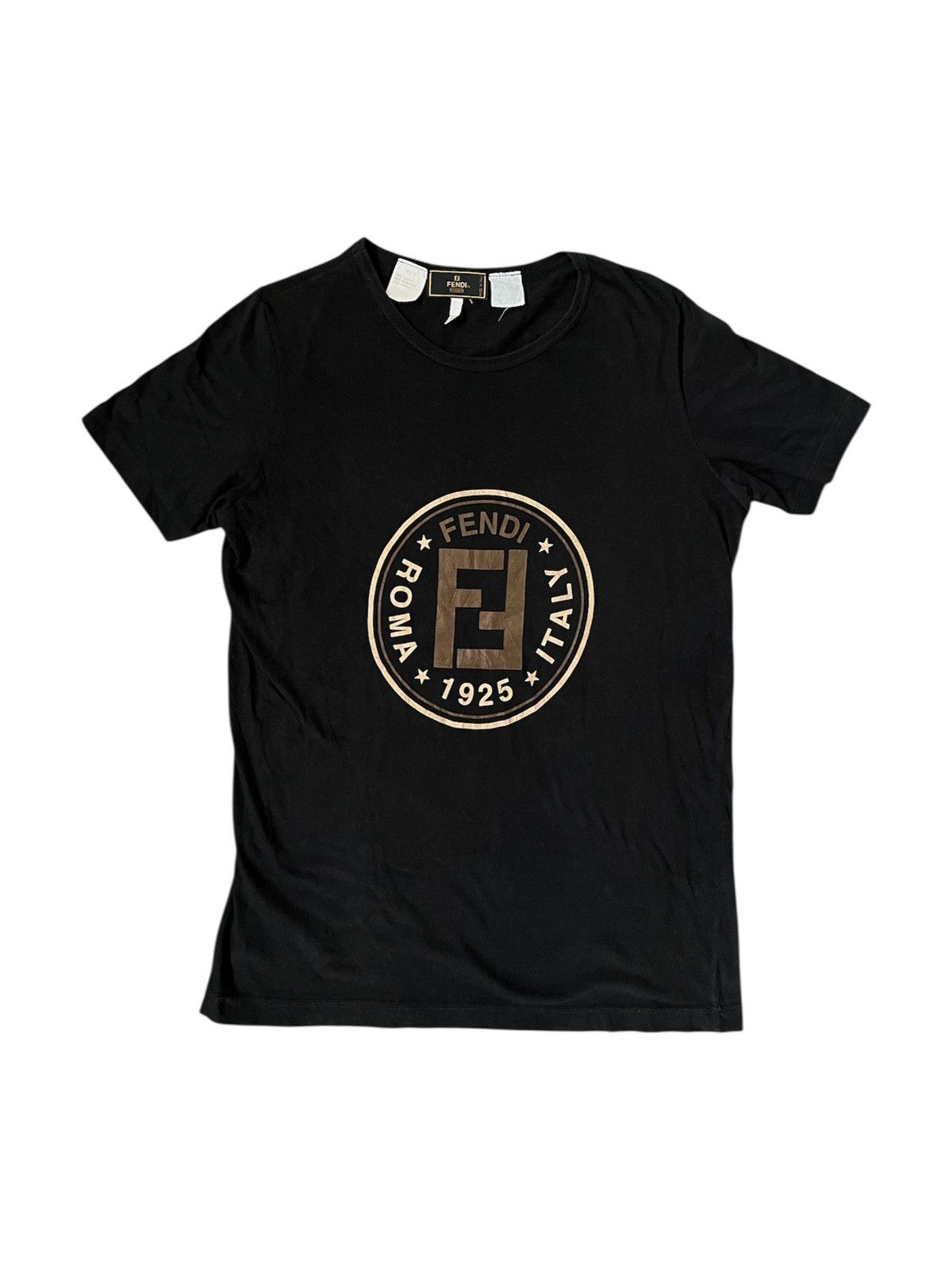 Fendi Fendi Tshirt Big Logo Roma Italy Vintage Size US L / EU 52-54 / 3 - 2 Thumbnail