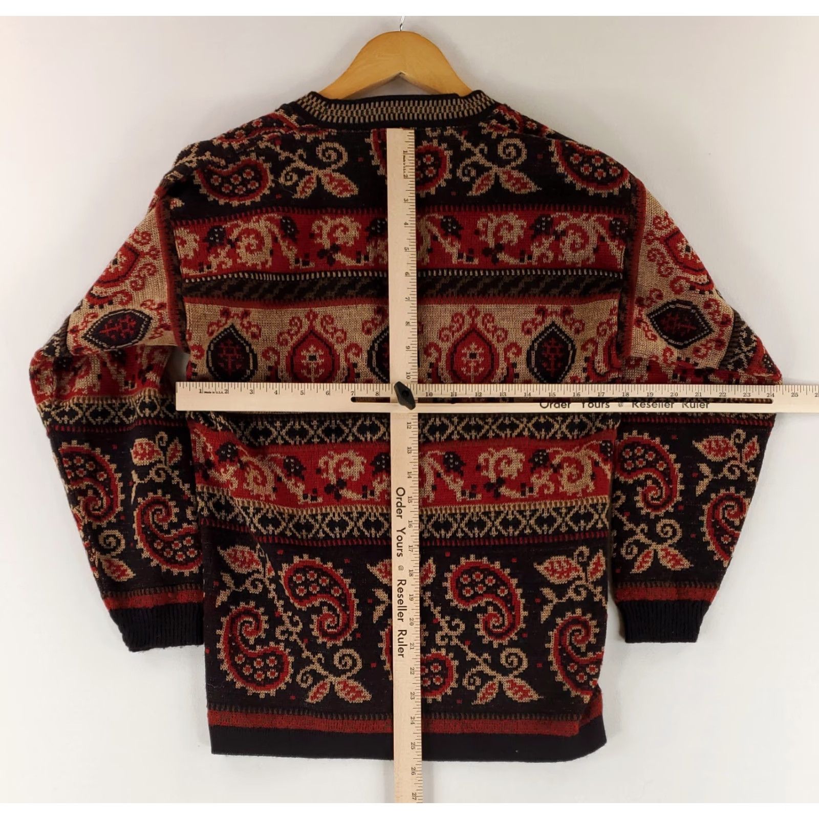Pendleton VINTAGE Pendleton Cardigan Sweater Patterned Black Red Brown Womens S Cardigan Size S Womens Black Knit Hole bottom, see pics Size S / US 4 / IT 40 - 7 Thumbnail