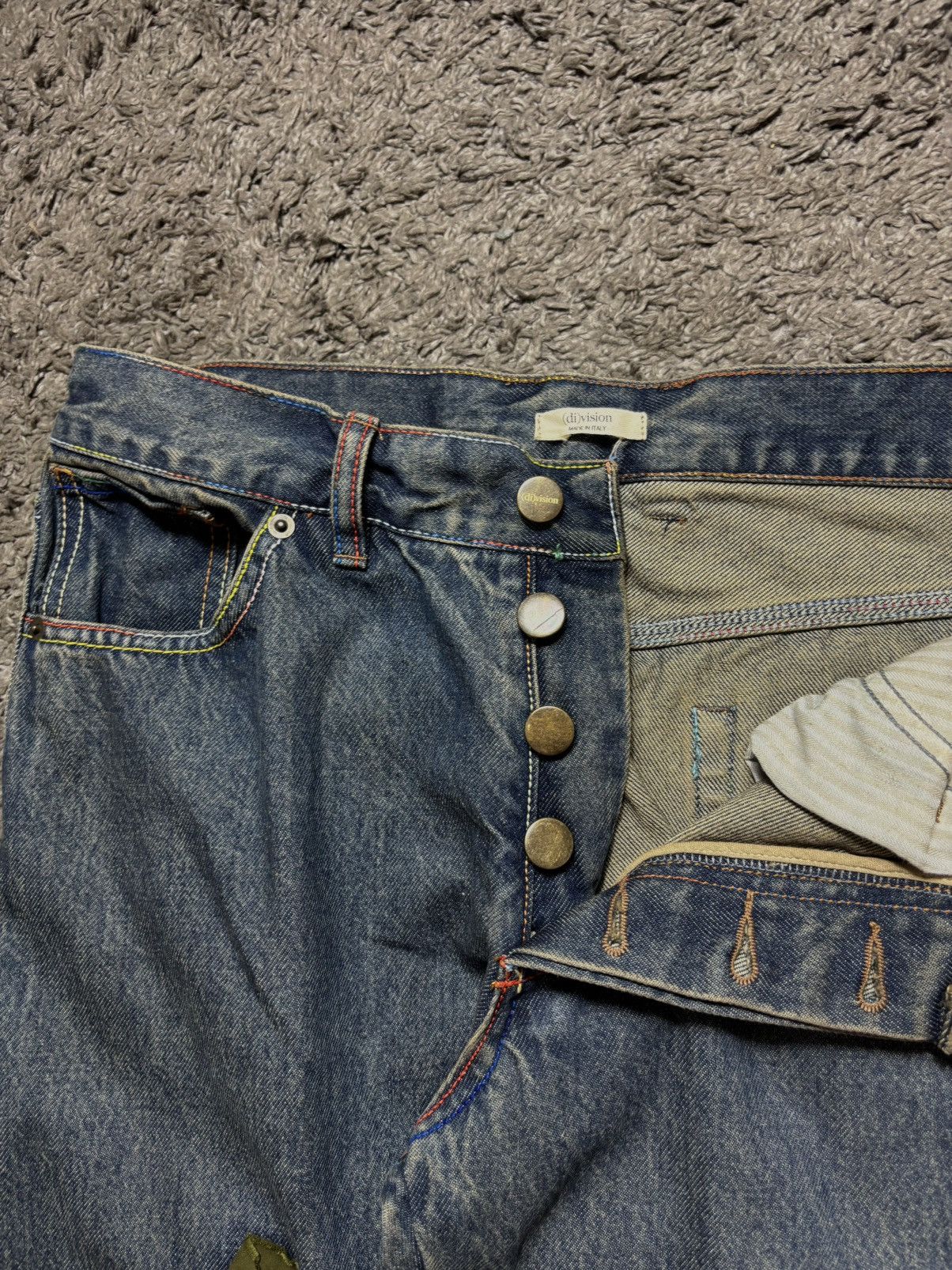 (di)vision Unique Patchwork Denim Jeans – Size 32 Size 24" / US 00 / IT 34 - 4 Thumbnail