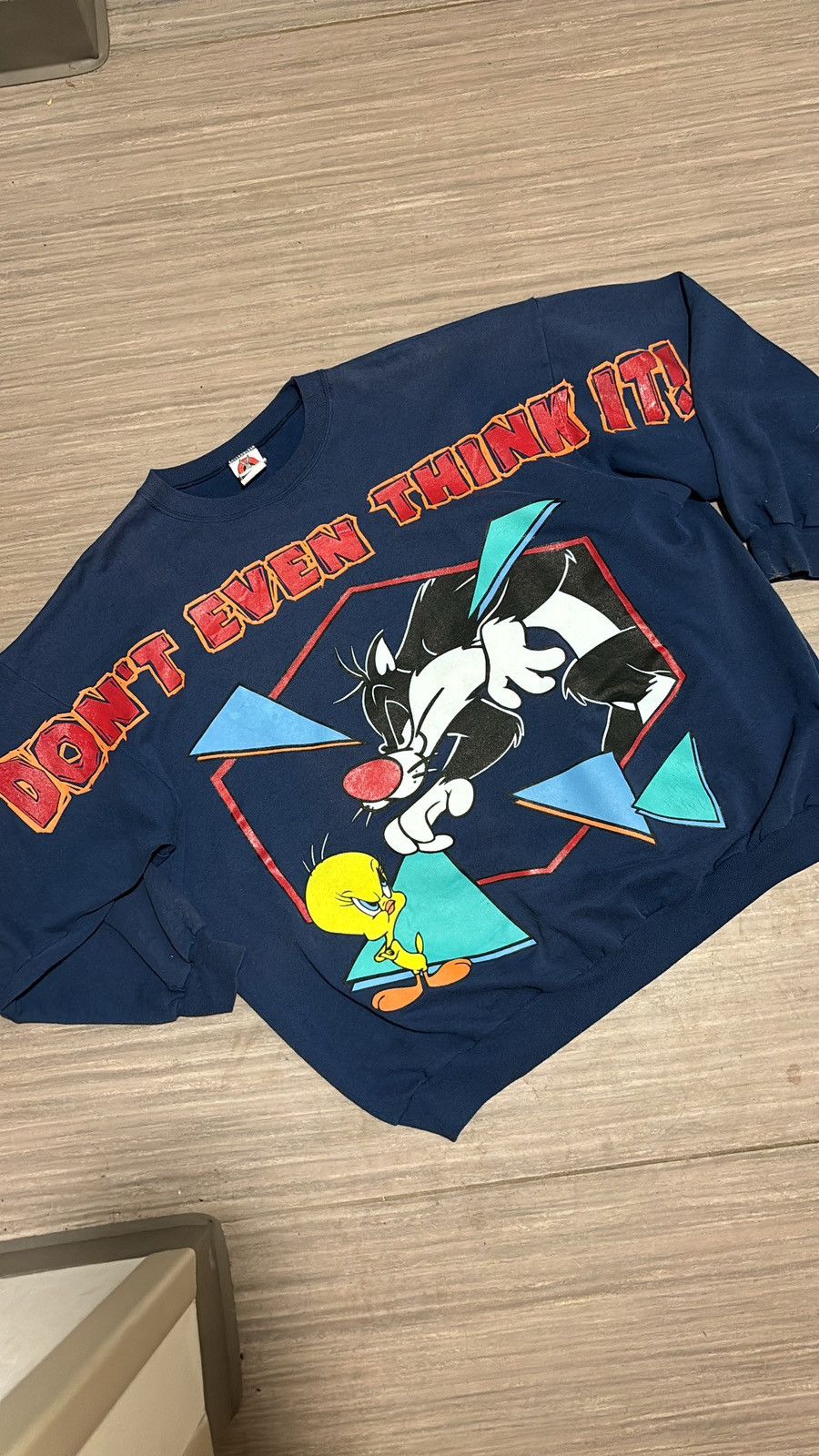 Vintage Looney Tunes navy crewneck Size US XL / EU 56 / 4 - 1 Preview