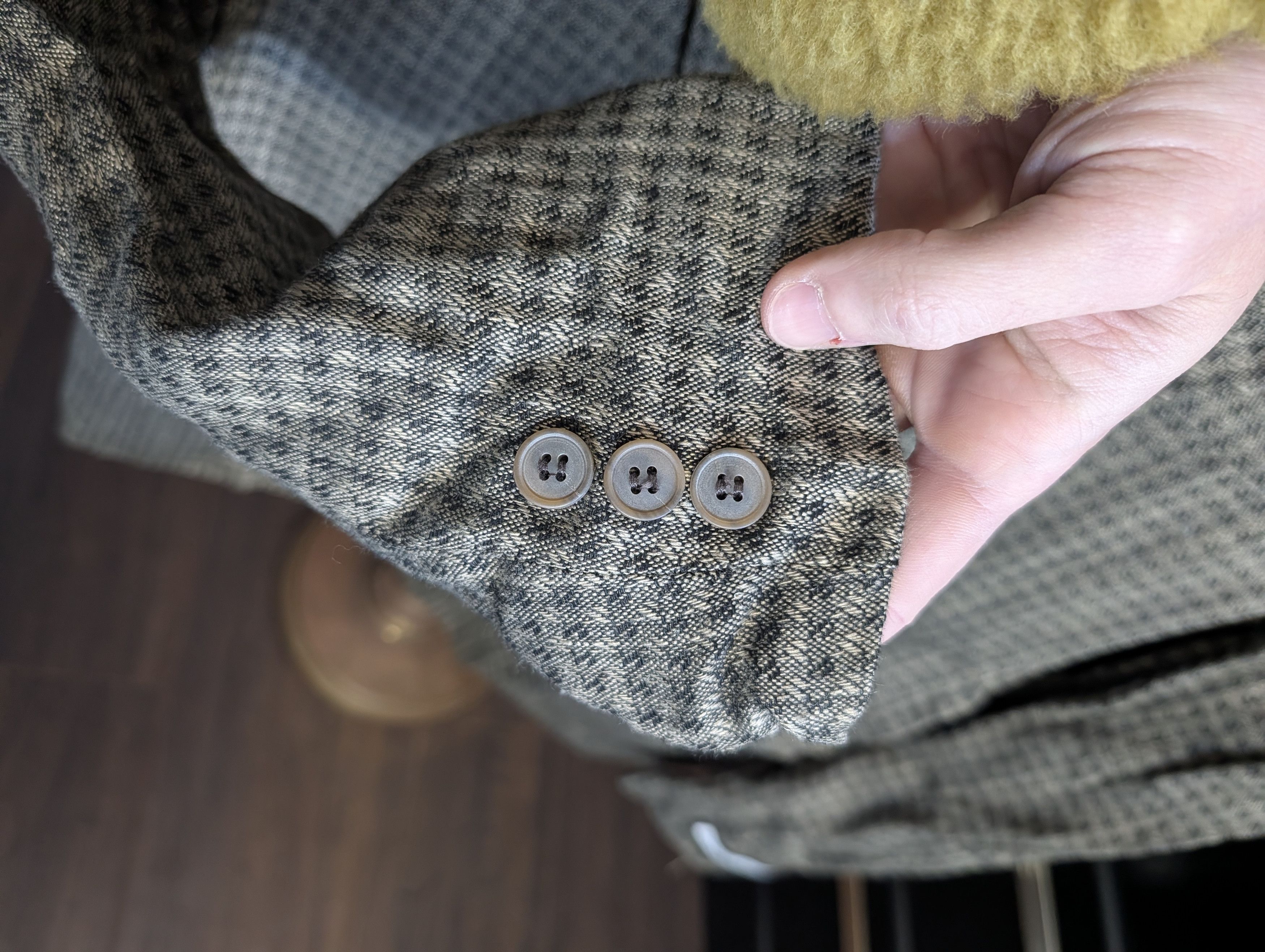 Vintage THE PUBLIC NOTICES Flax Rayon Olive Houndstooth jacket Size 40R - 8 Thumbnail