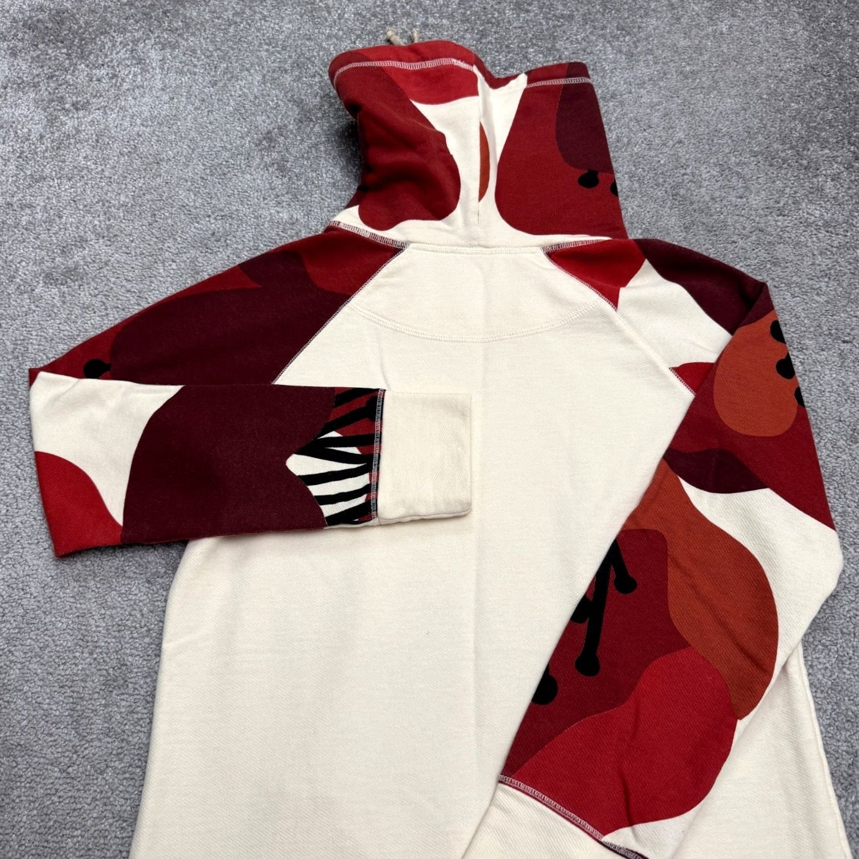 Burton Burton Sweatshirt Womens Small Beige Red Floral Pullover Funnel Neck Lima Tunic Size S / US 4 / IT 40 - 4 Thumbnail