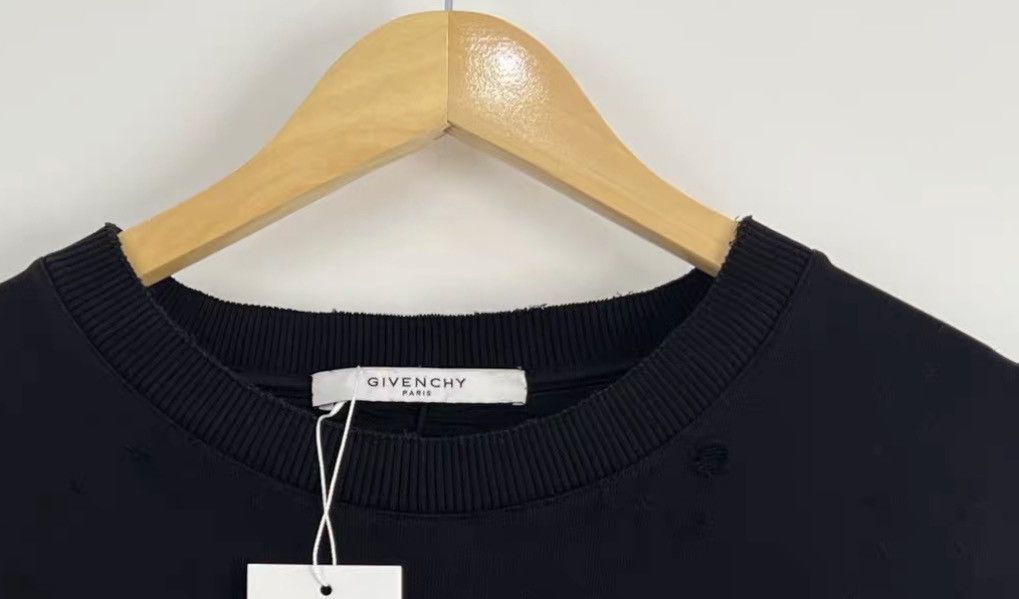Givenchy Givenchy Black Ripped Sweatshirt J42 Size US XL / EU 56 / 4 - 3 Thumbnail