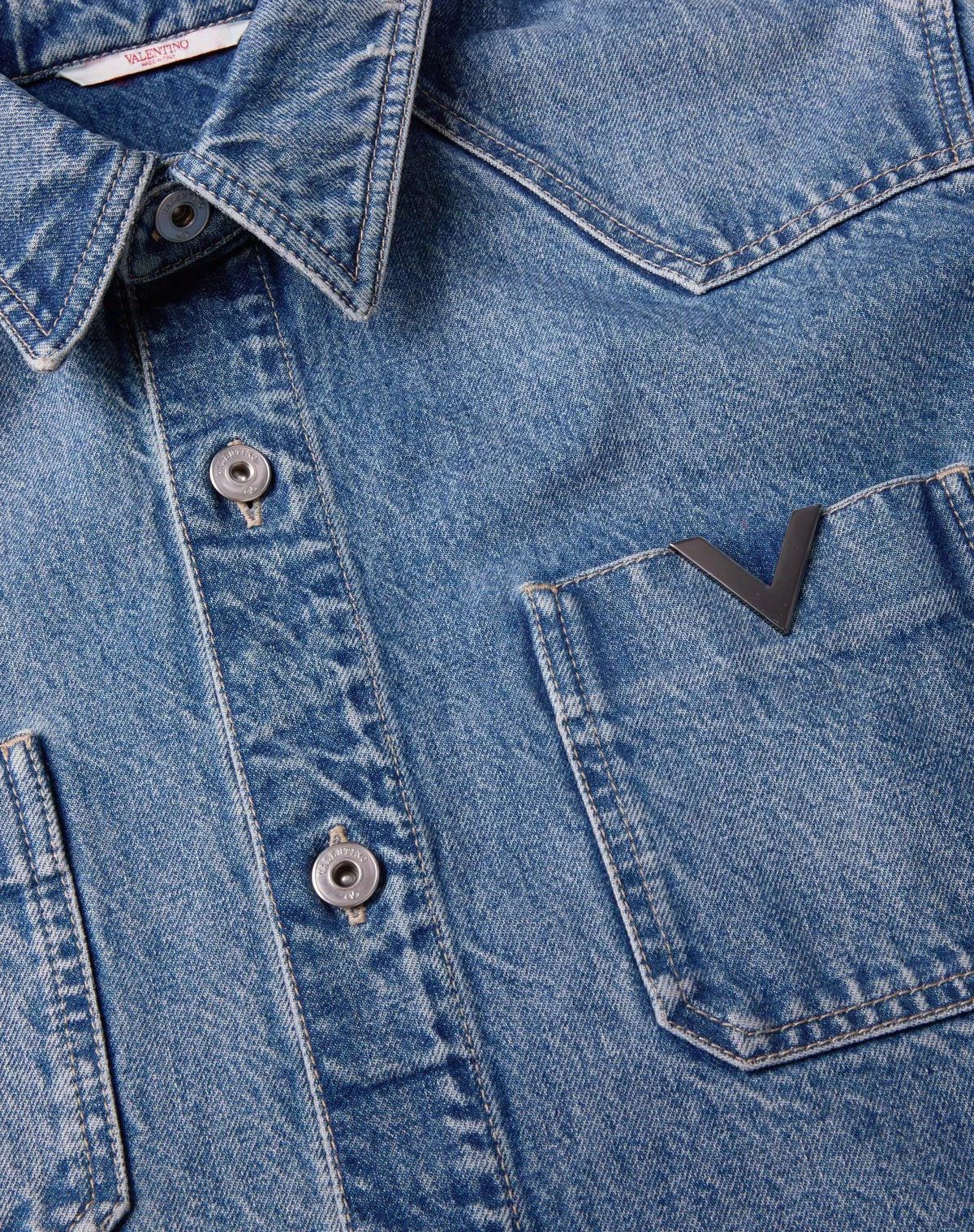 Valentino oc11z0725 Denim Shirt With Metallic V Detail in Medium Blue Size US M / EU 48-50 / 2 - 5 Thumbnail