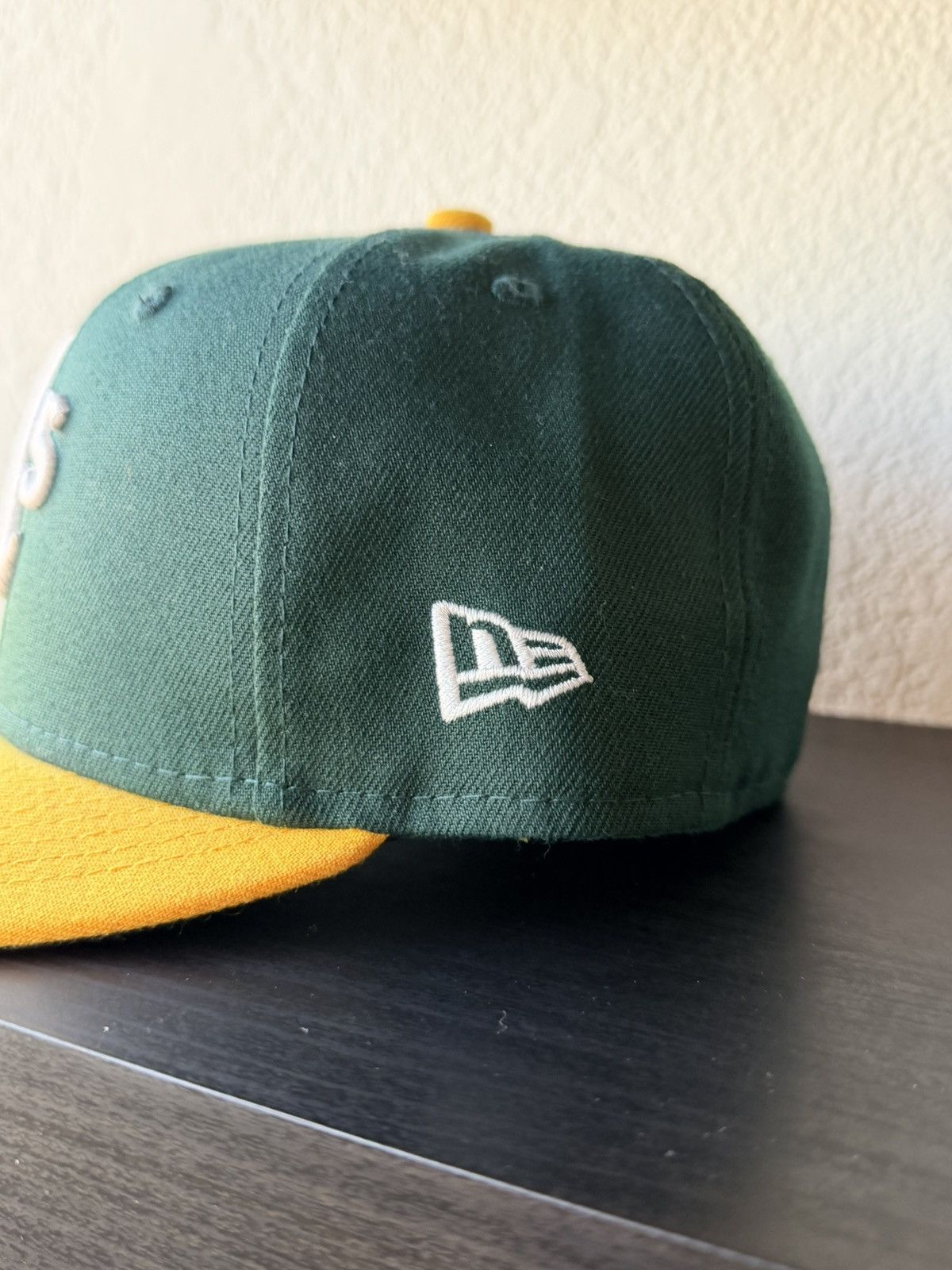 Vintage Fitted A’s BaseBall Hat Size ONE SIZE - 3 Thumbnail