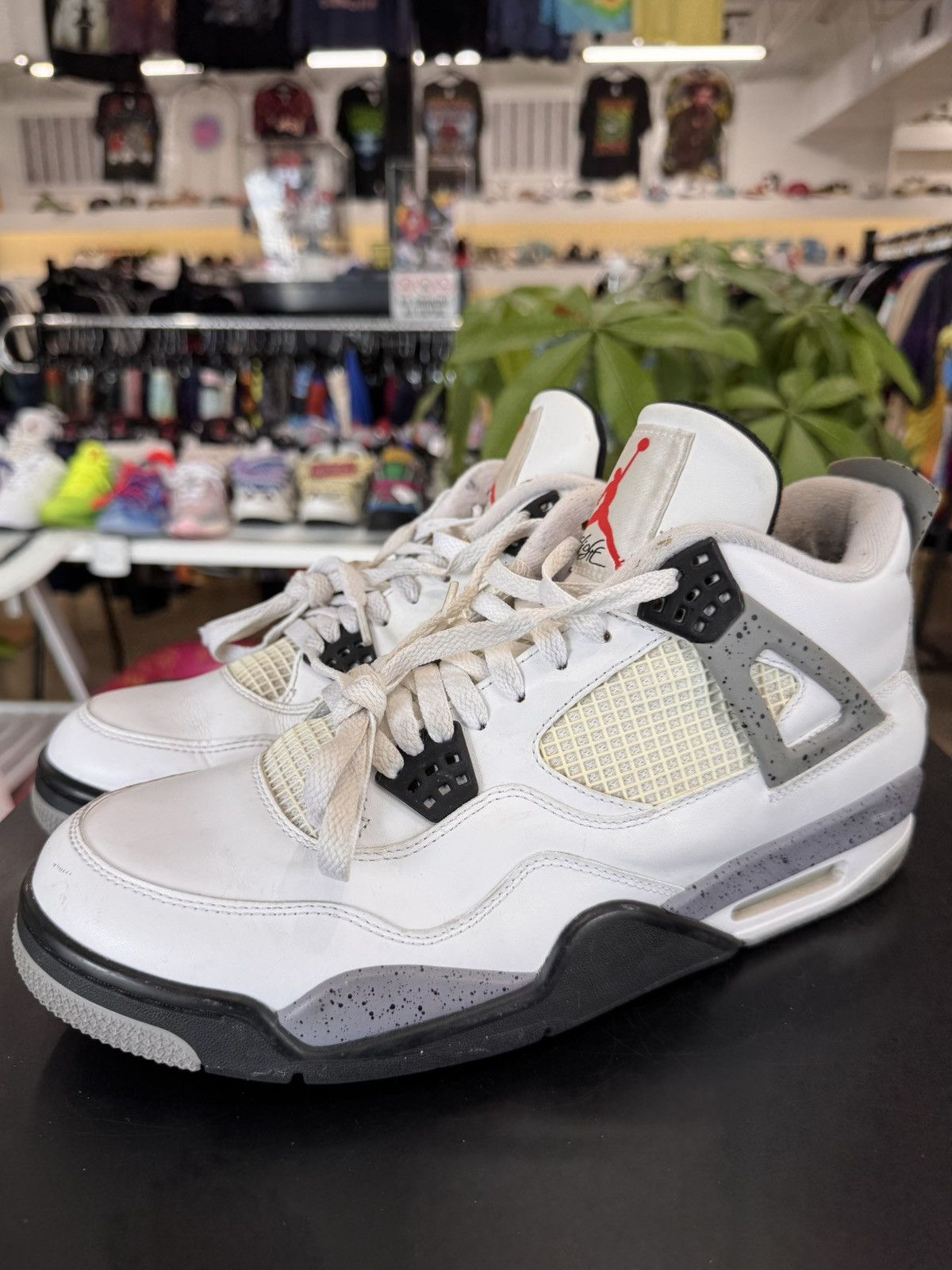 Jordan Brand Air Jordan 4 White Cement Size 11.5 (2012) Size US 11.5 / EU 44-45 - 1 Thumbnail