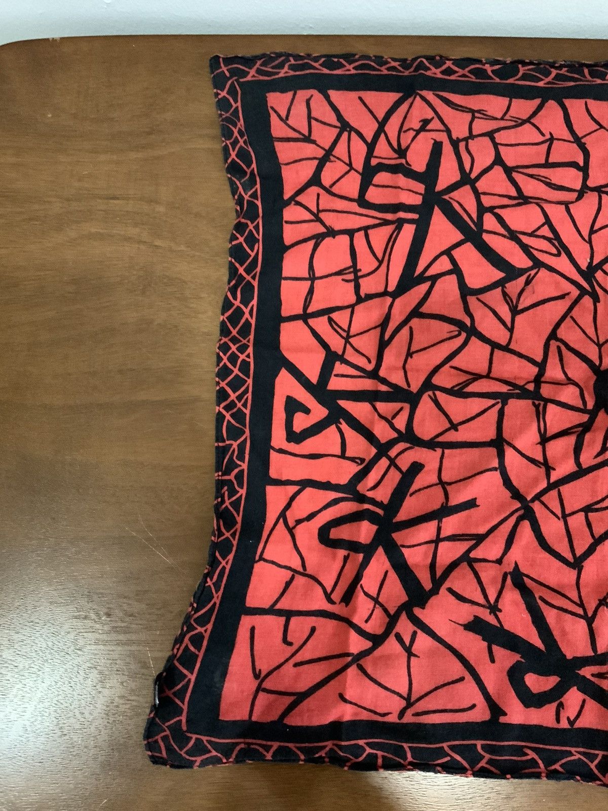 Calvin Klein Calvin Klein Handkerchief Bandana Size ONE SIZE - 14 Thumbnail