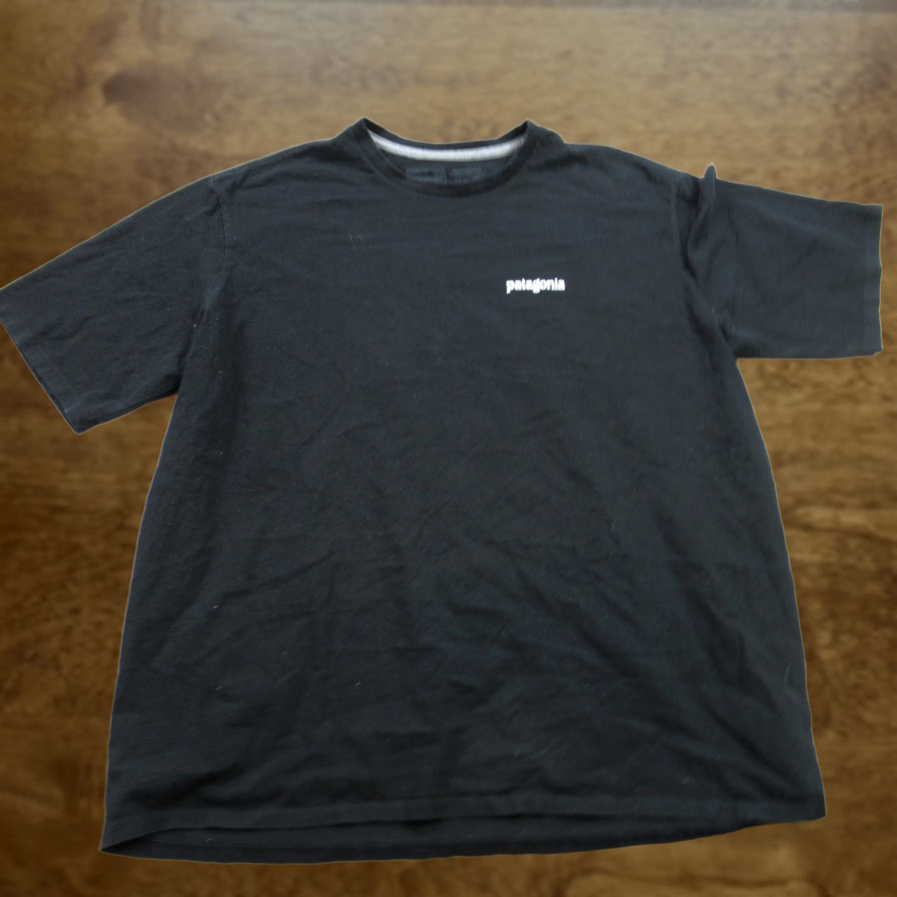 Patagonia Patagonia Mens XL Black Short Sleeve Crew Neck Shirt Outdoors Casual Size US XL / EU 56 / 4 - 1 Thumbnail