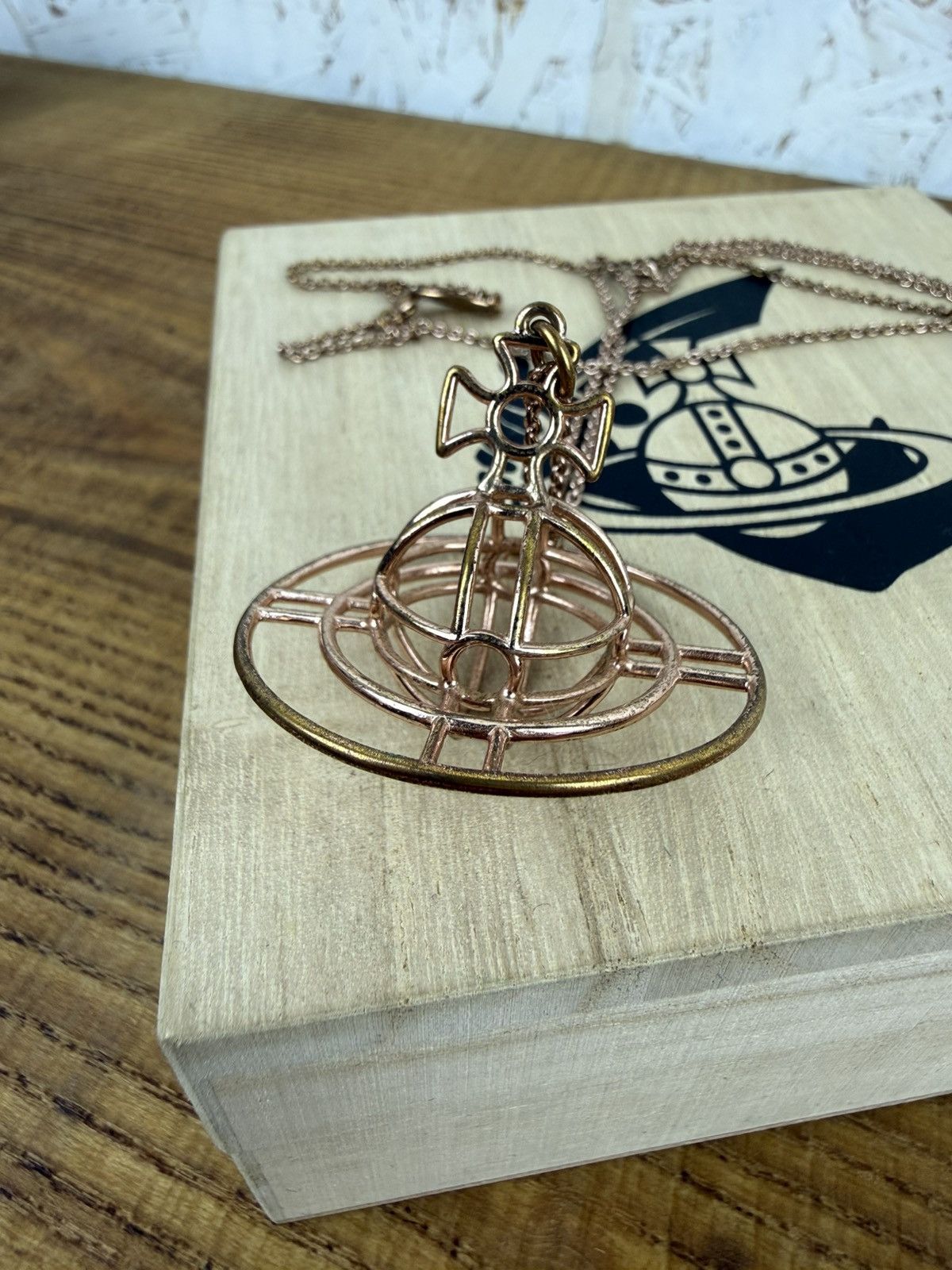 Vivienne Westwood Vivienne Westwood Thin Line 2012 3D Small Orb Necklace Size ONE SIZE - 1 Thumbnail