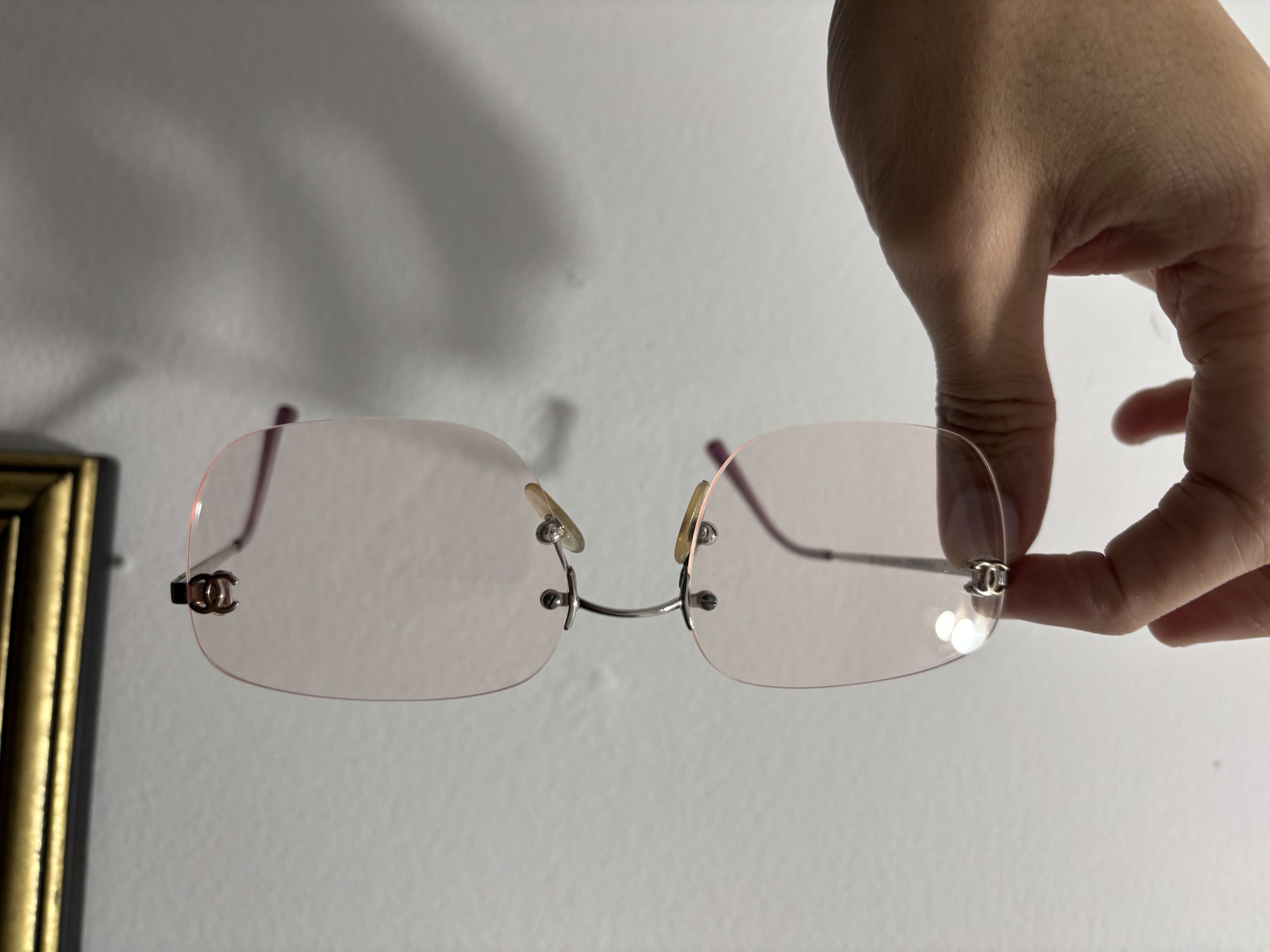 Chanel Y2K CHANEL RIMLESS PINK SUNGLASSES Size ONE SIZE - 6 Thumbnail