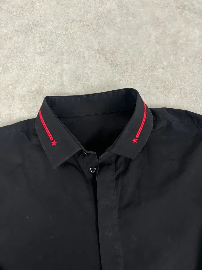 Givenchy SS2015 Givenchy Black Mafia Red Stars Shirt by Riccardo Tisci Size US L / EU 52-54 / 3 - 4 Thumbnail