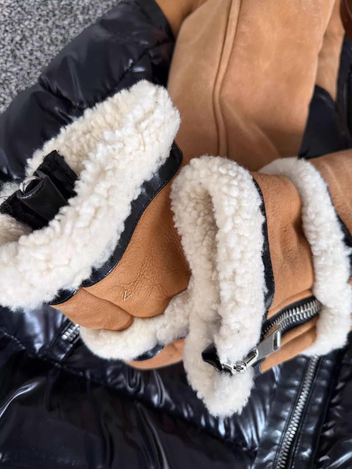 Moncler Moncler Fur-Lined Puffer Jacket Size 1 Size US S / EU 44-46 / 1 - 7 Thumbnail