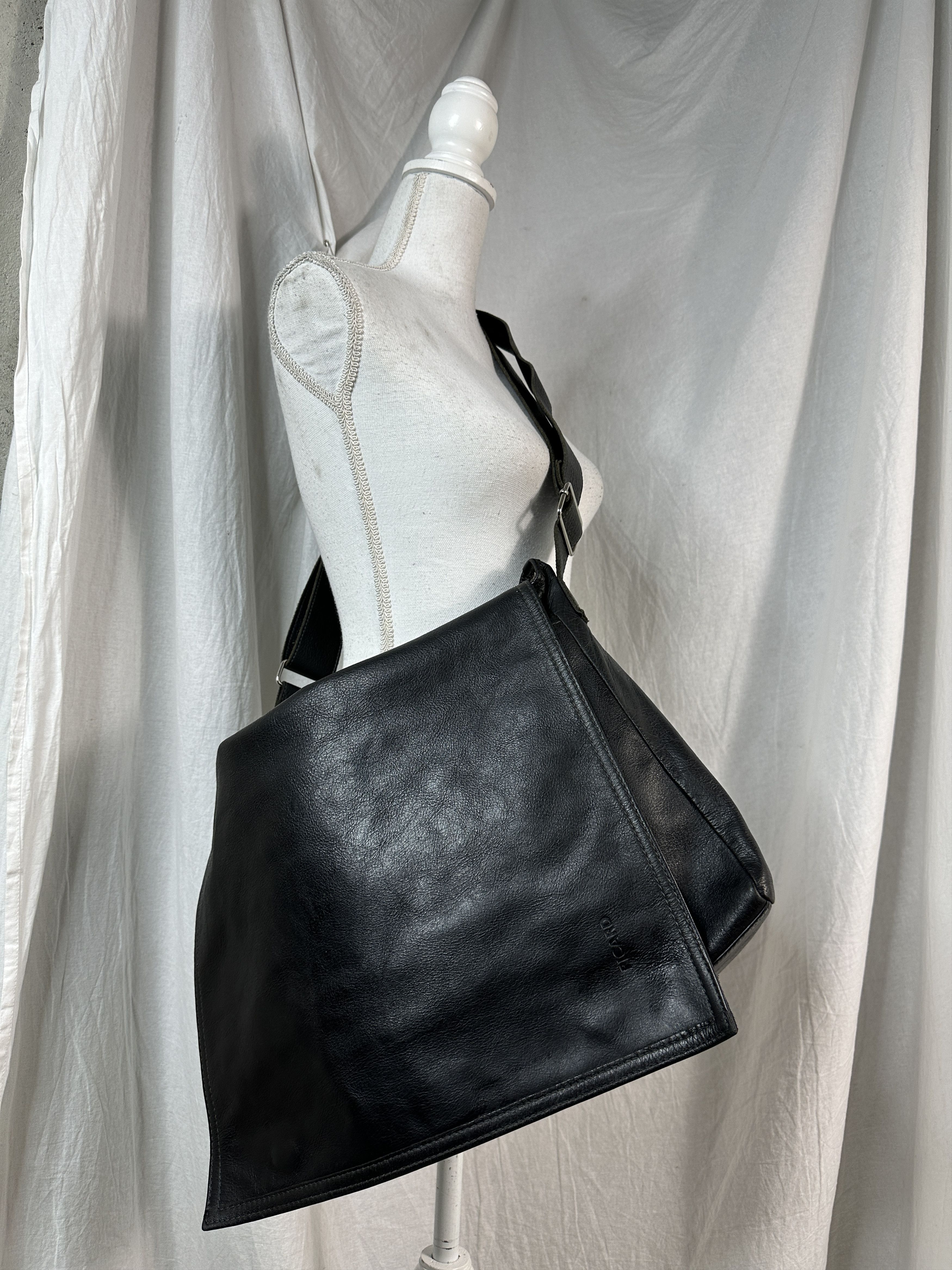 Vintage Vintage Avant-Garde Crossbody Bag Size ONE SIZE - 2 Thumbnail