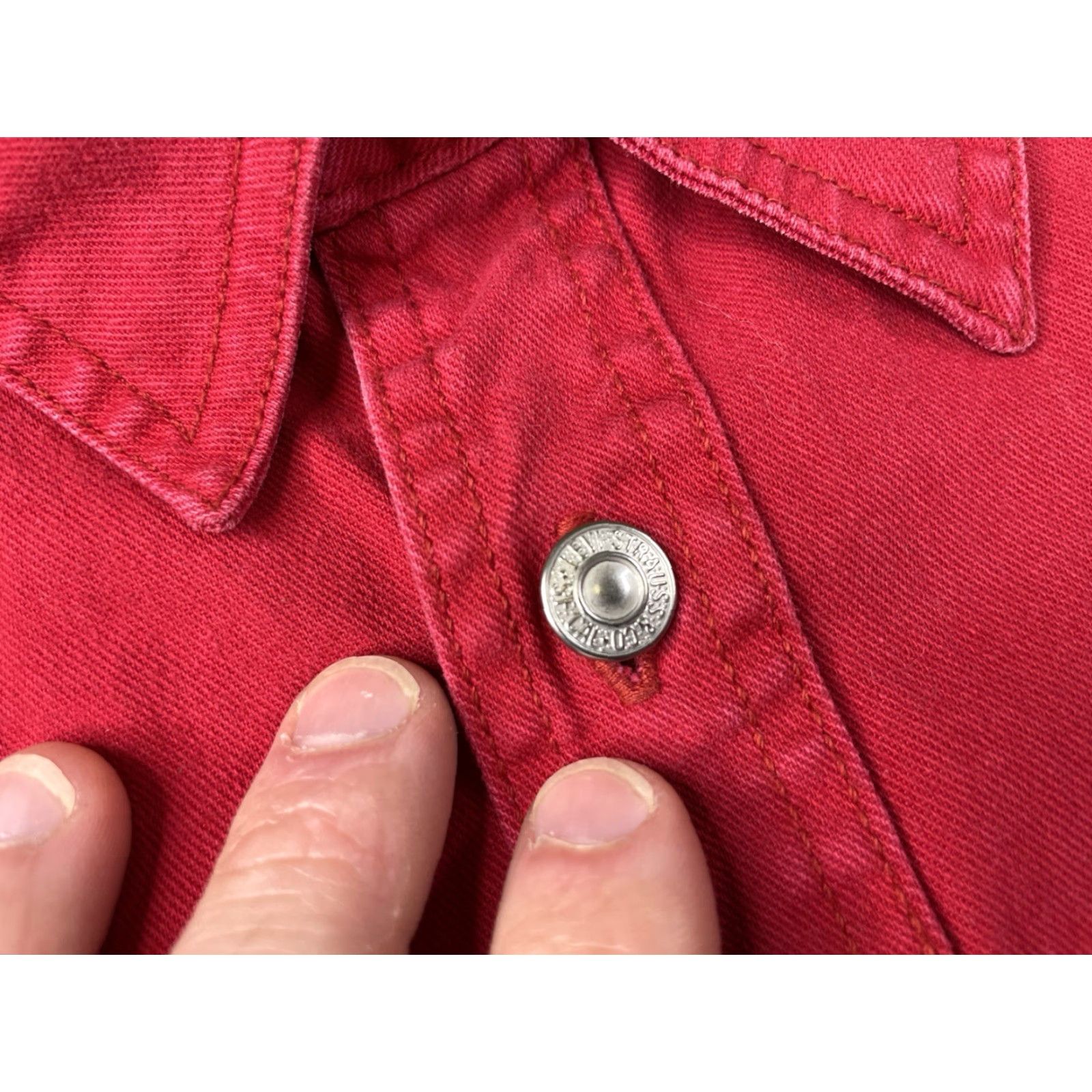 Levi's VINTAGE Levi's Shirt Mens Large Red Denim Button-Up Long Sleeve Cotton 90s Size US L / EU 52-54 / 3 - 3 Thumbnail