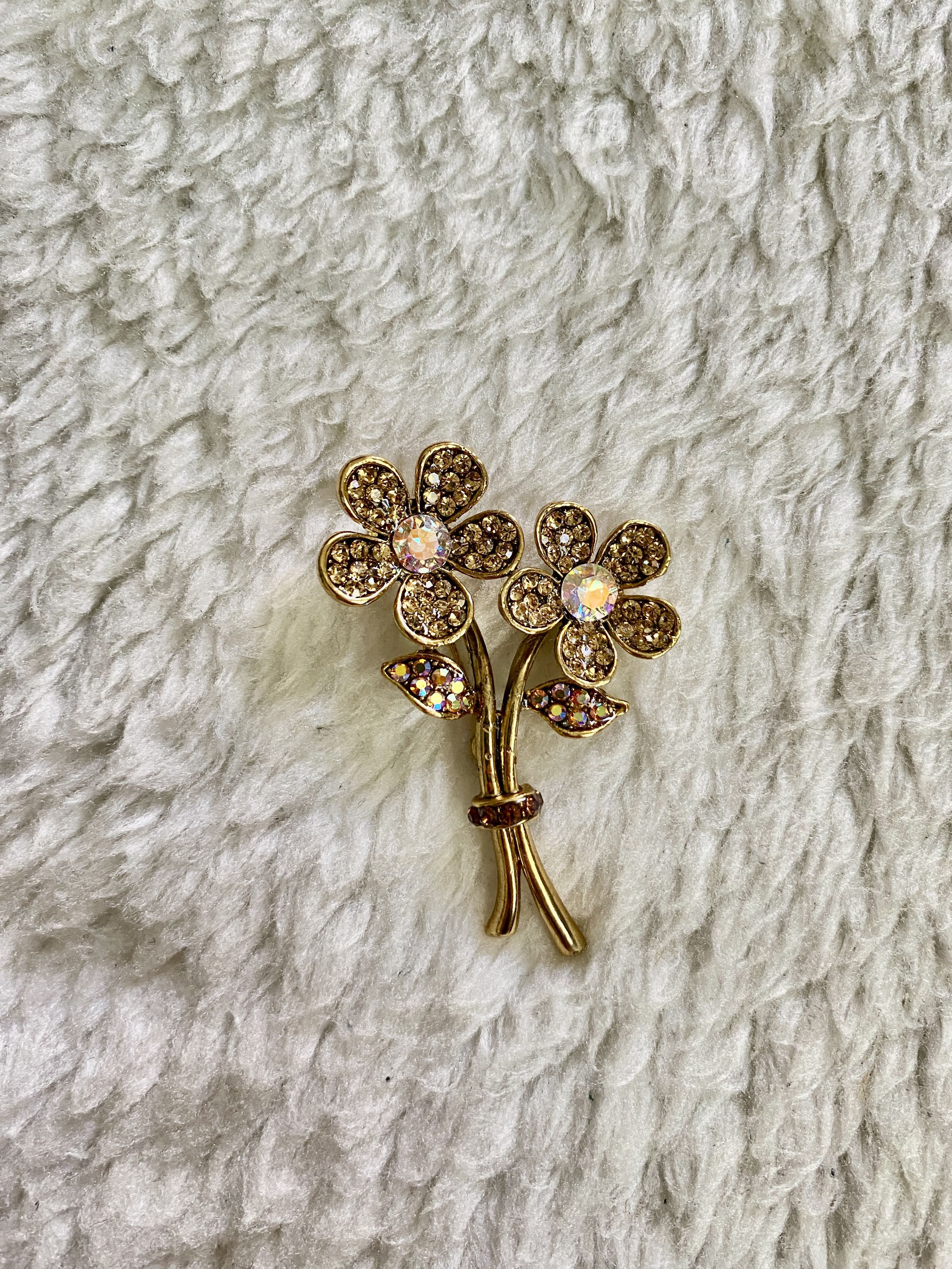 Other Vintage Gold Floral Bunch Brooch with Faux Rhinestones Size ONE SIZE - 1 Thumbnail