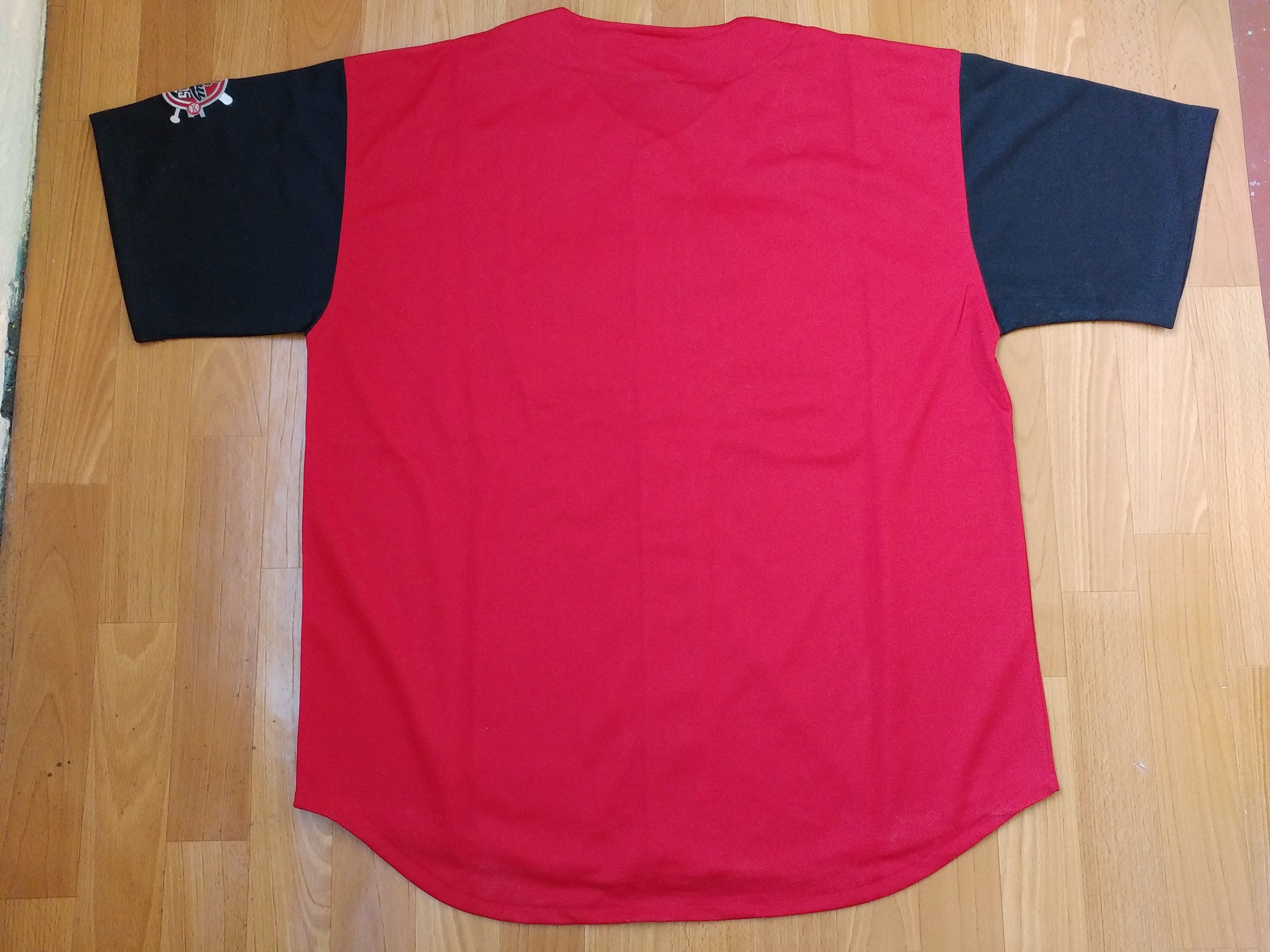 Fubu FUBU jersey, vintage hip hop t-shirt, 90s, 1990s, Y2K size L Size US L / EU 52-54 / 3 - 3 Thumbnail