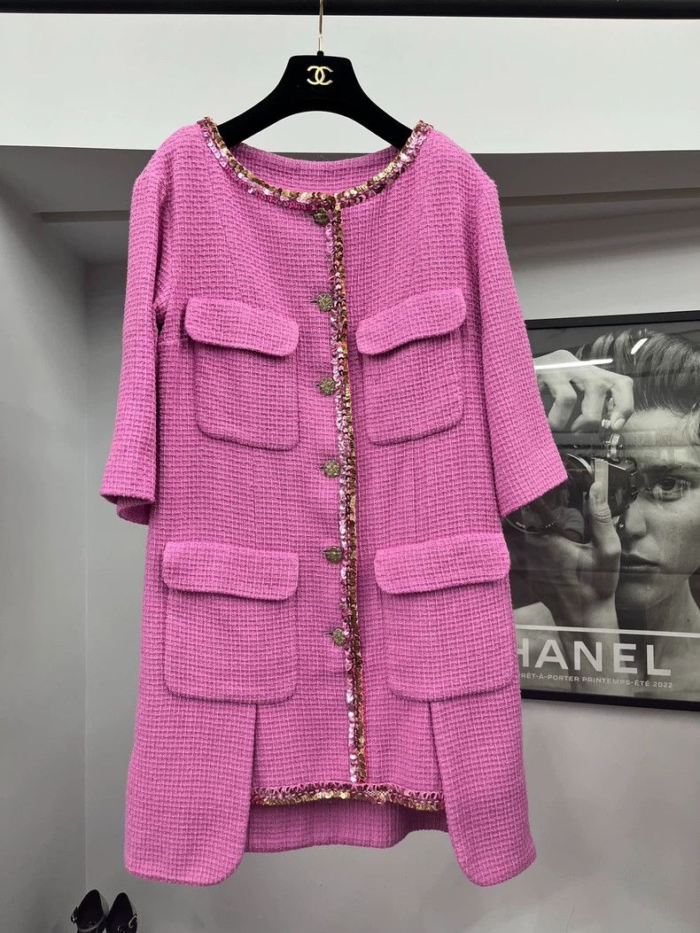 Chanel Chanel 22S rose pink sequin rolled tweed knitted dress Size XS / US 0-2 / IT 36-38 - 1 Thumbnail