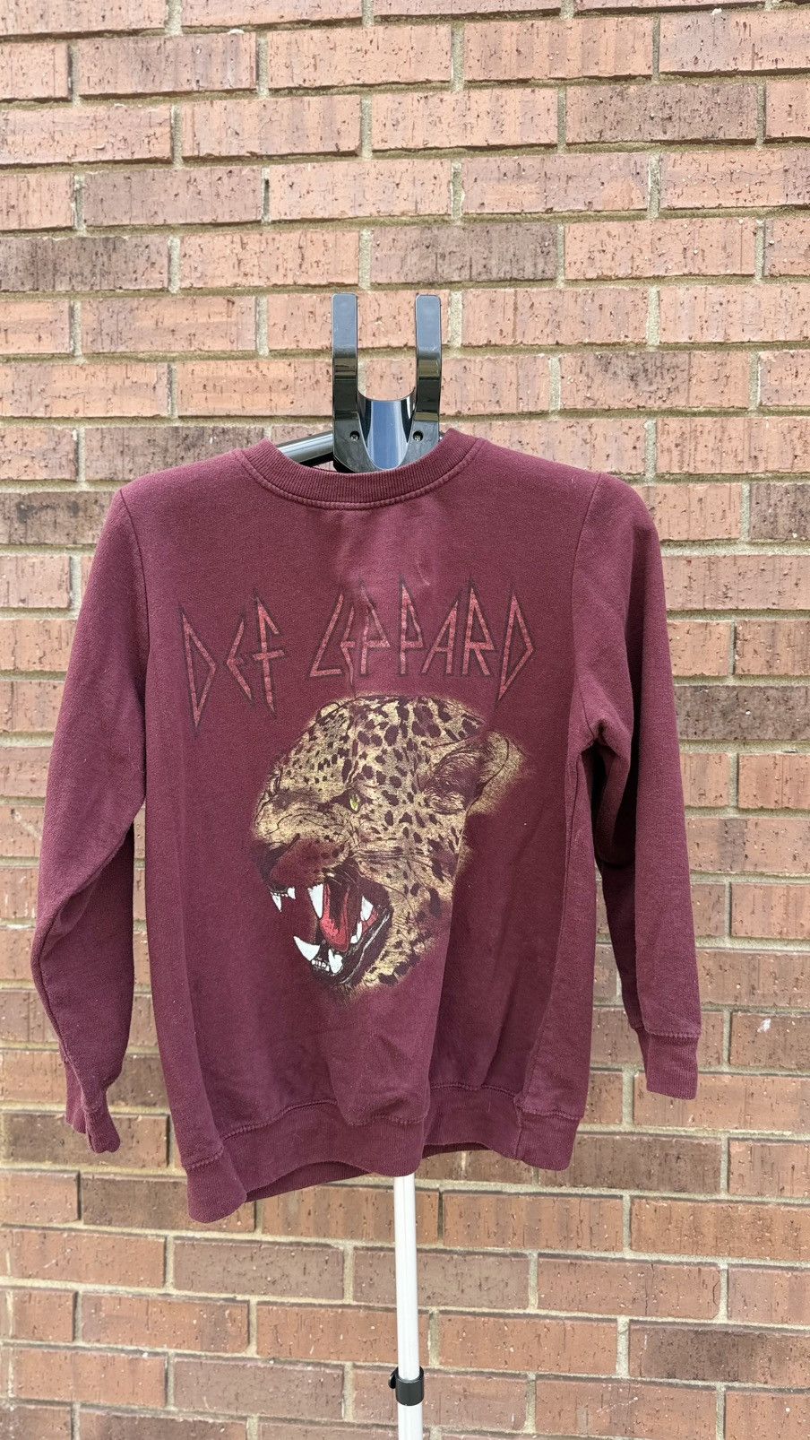 Def Leppard Def Leppard Rock Band Crewneck Sweatshirt Maroon Burgundy Size L / US 10 / IT 46 - 1 Thumbnail