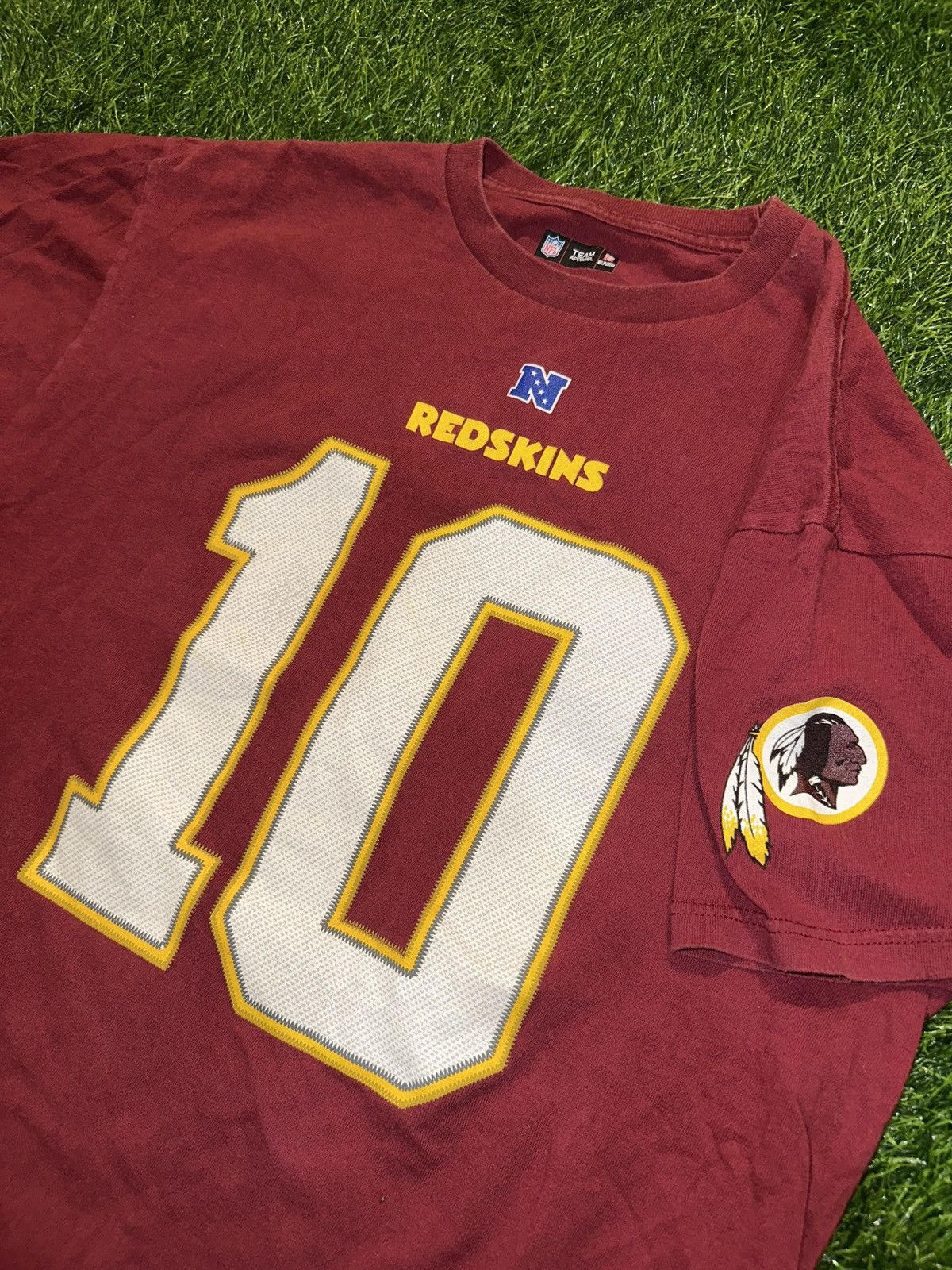 NFL Nfl washington redskins griffin tee shirt size L Size US L / EU 52-54 / 3 - 3 Thumbnail