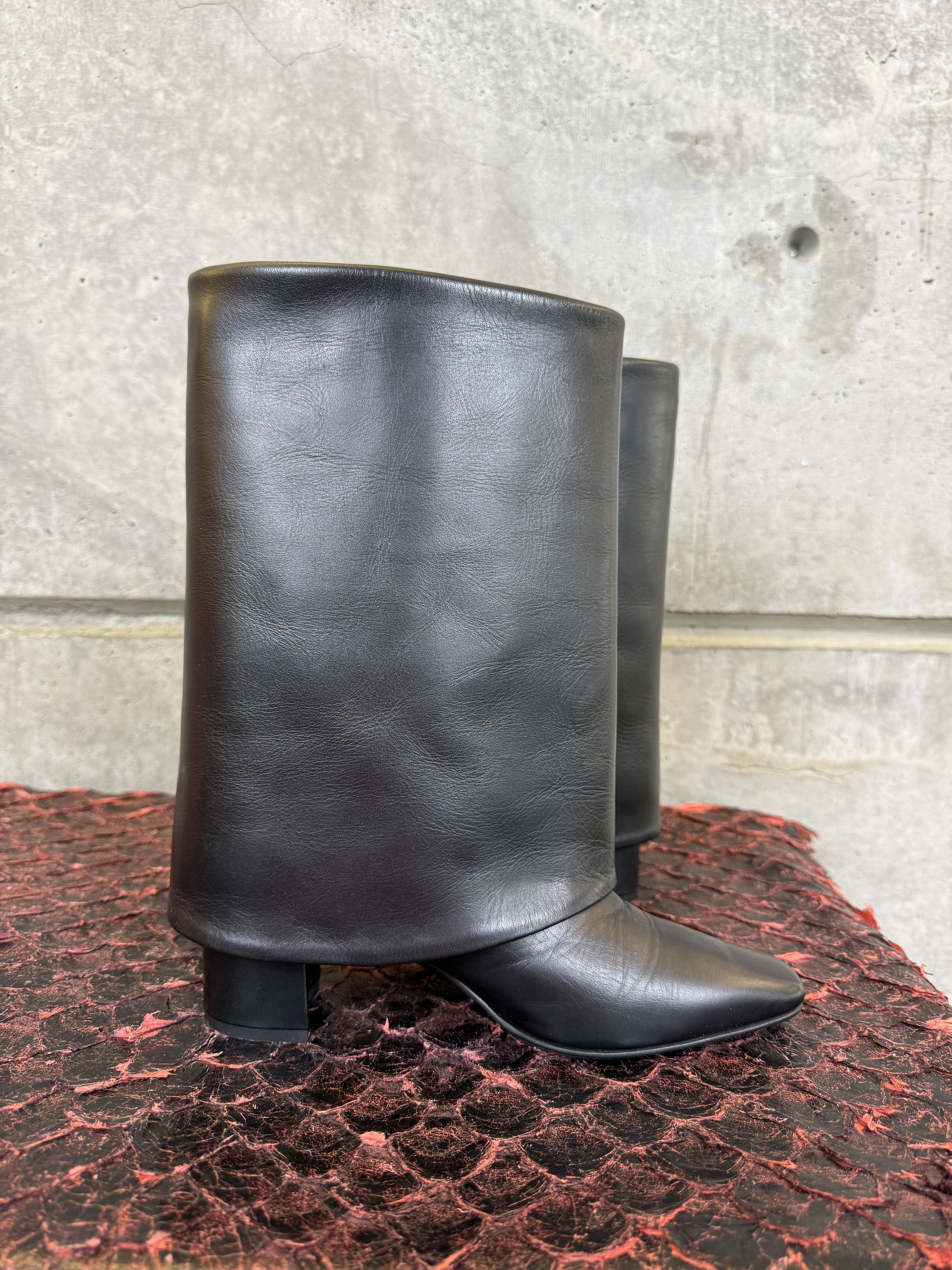 Issey Miyake $1210 Issey Miyake Cover Boots Size US 7 / IT 37 - 19 Thumbnail