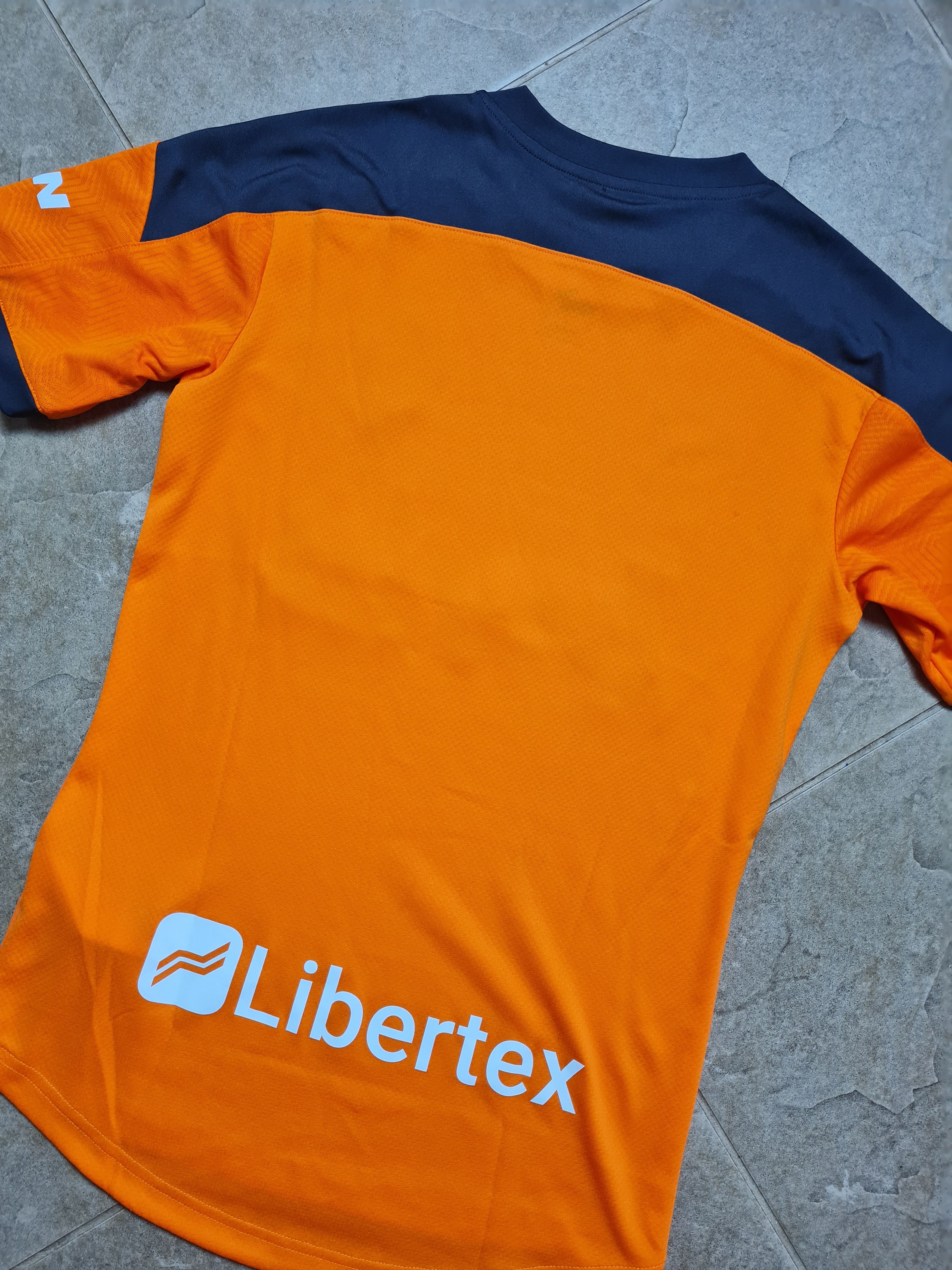 Puma Valencia CF 2020-21 Training Football Shirt Puma Orange Bwin Size US XS / EU 42 / 0 - 7 Thumbnail