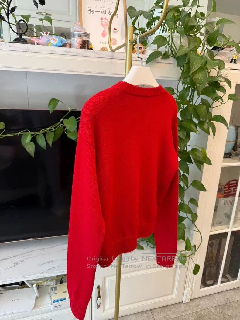 Miu Miu Red Miu Miu Wool Sweater for Sale. Size US M / EU 48-50 / 2 - 7 Thumbnail