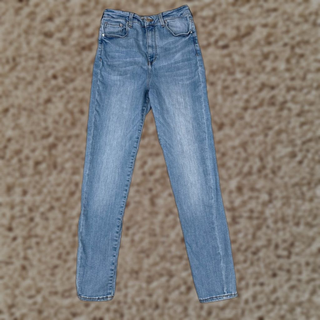 Forever 21 Forever 21 Jeans Women 28 Blue High Rise Skinny Denim Light Cotton Blend 25x28 Size 28" / US 6 / IT 42 - 1 Thumbnail