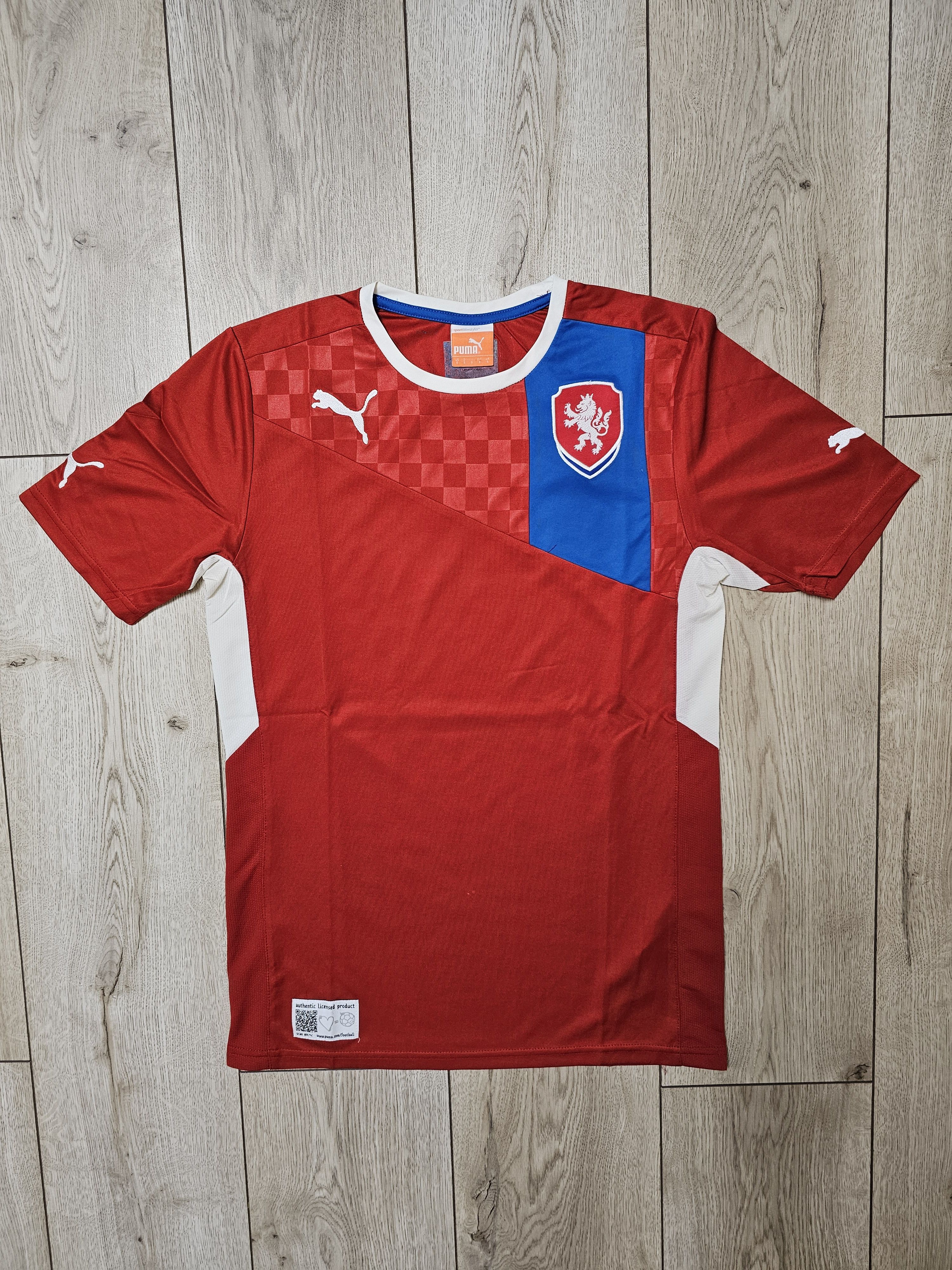 Puma CZECH REPUBLIC 2012 2013 HOME FOOTBALL SHIRT SOCCER JERSEY Size US S / EU 44-46 / 1 - 1 Thumbnail