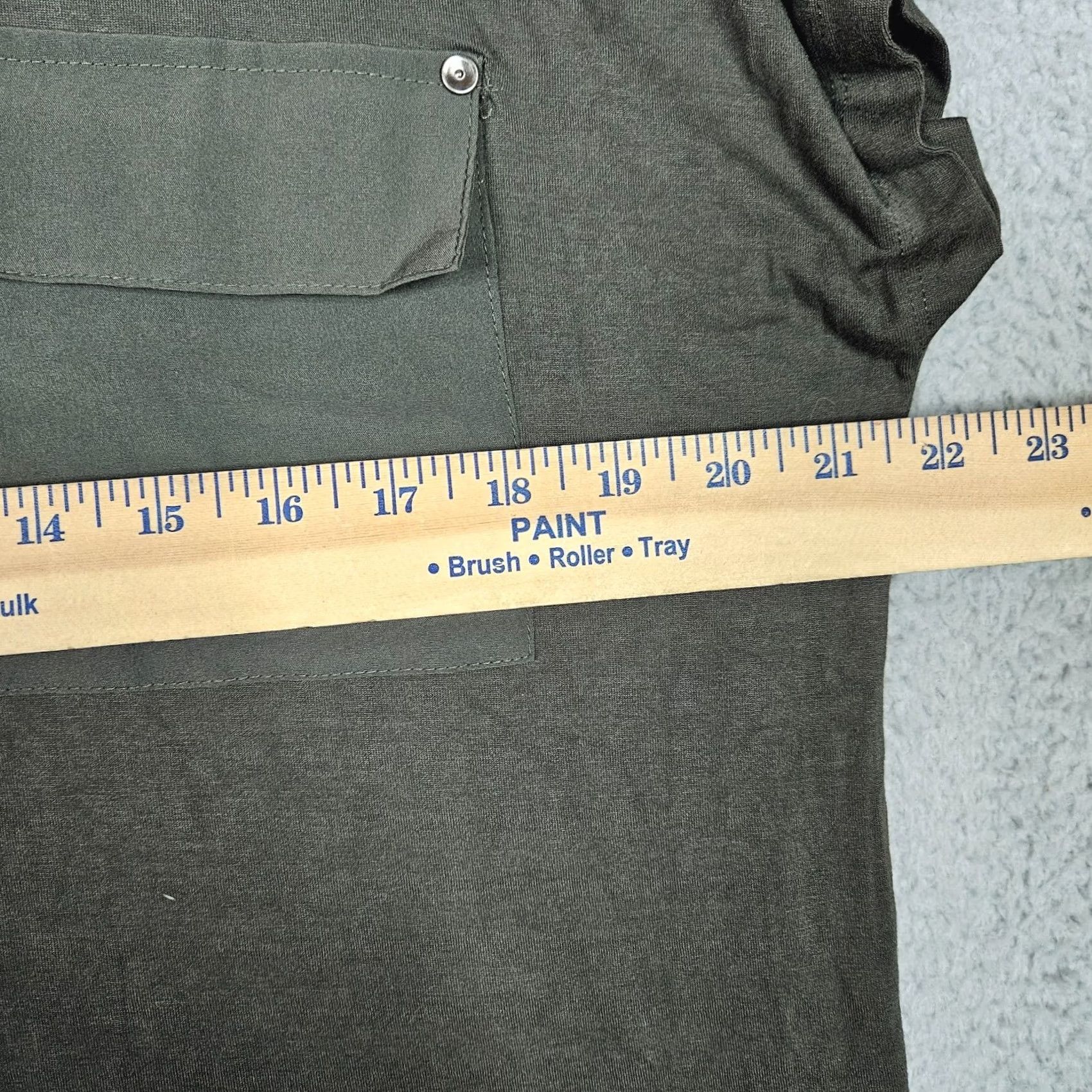 WARDROBE.NYC Wardrobe Women’s Olive Green Short Sleeve Pockets Tee Size M Size 32" / US 10 / IT 46 - 3 Thumbnail