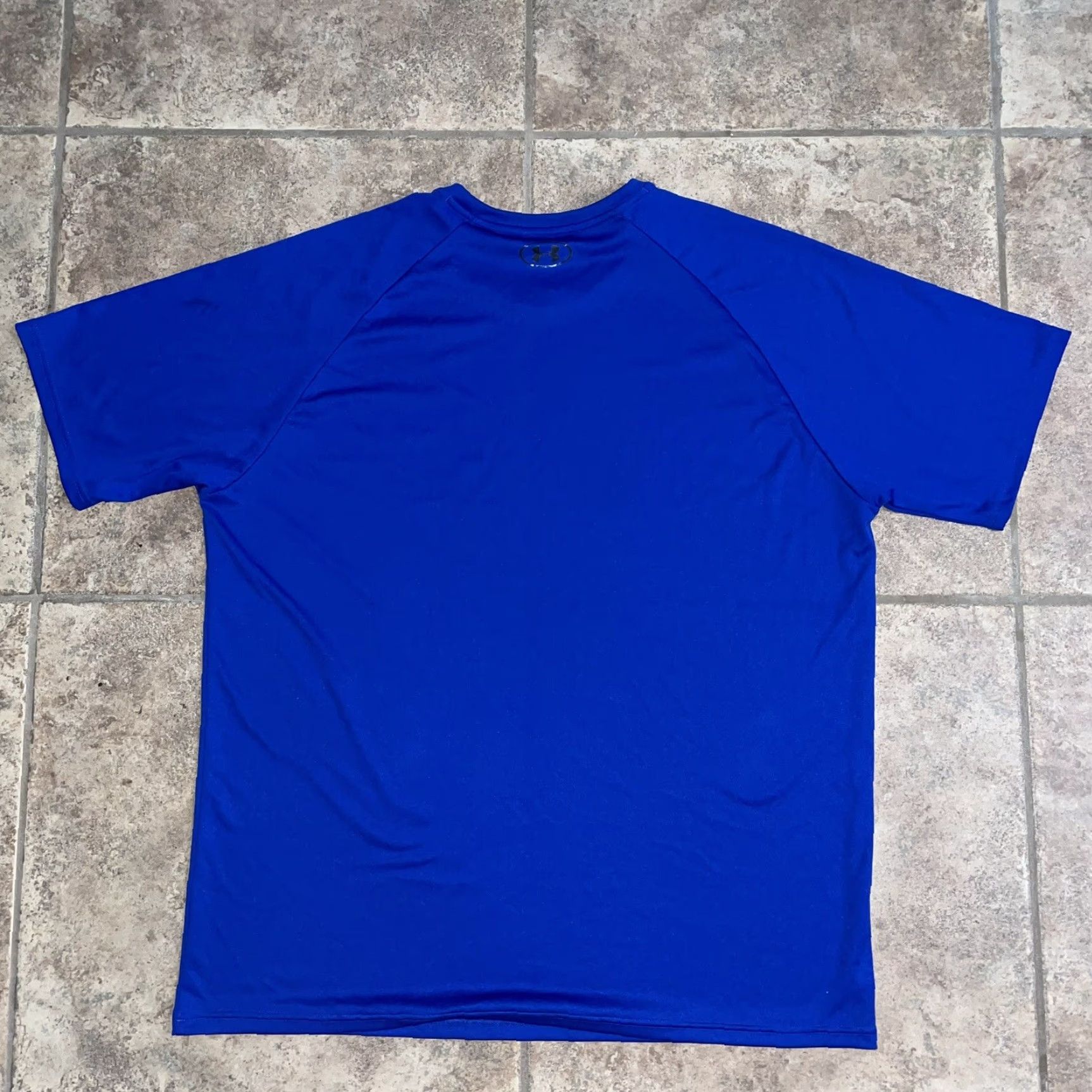 Under Armour Under Amour Blue Graphic T-Shirt Heat-gear Mens 2XL XXL Polyester Activewear Modern T-Shirt Blue Mens Heat-gear Under Armour Shirt 2XL Size US XXL / EU 58 / 5 - 5 Thumbnail