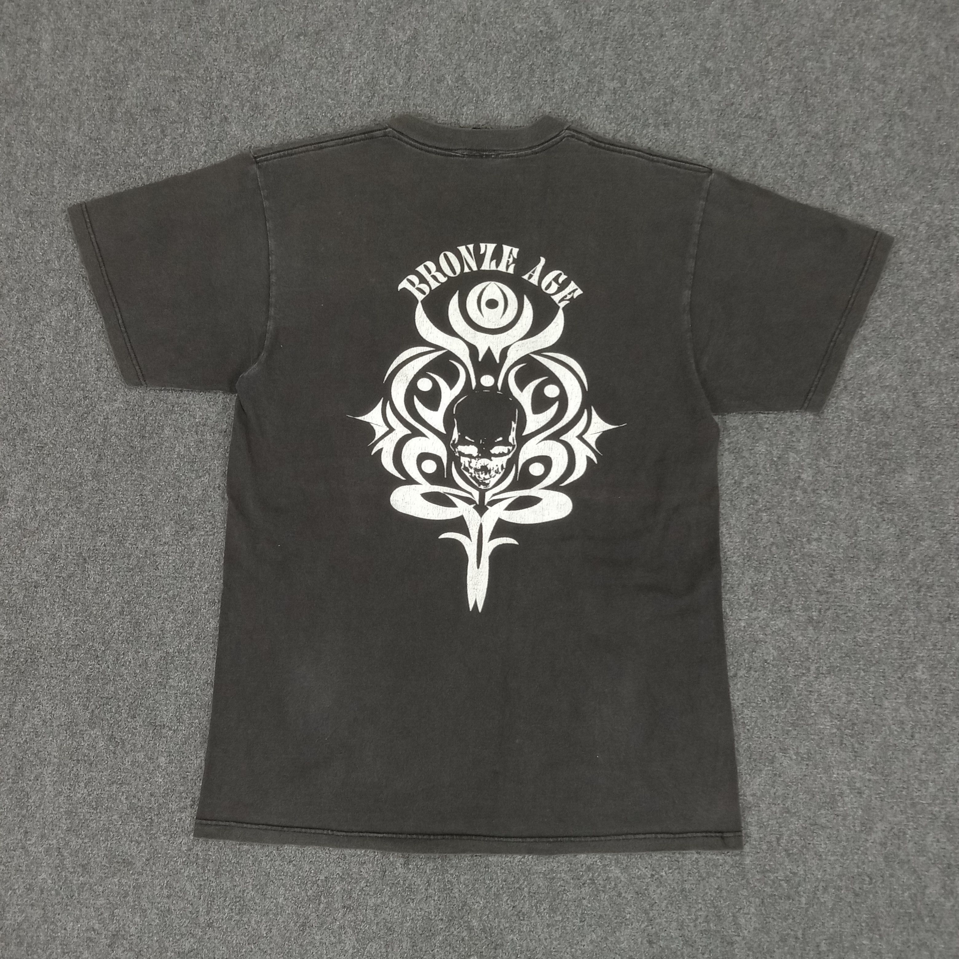 Vintage Bronze Age Surfing Style Skull Art Tshirt Size US M / EU 48-50 / 2 - 1 Thumbnail