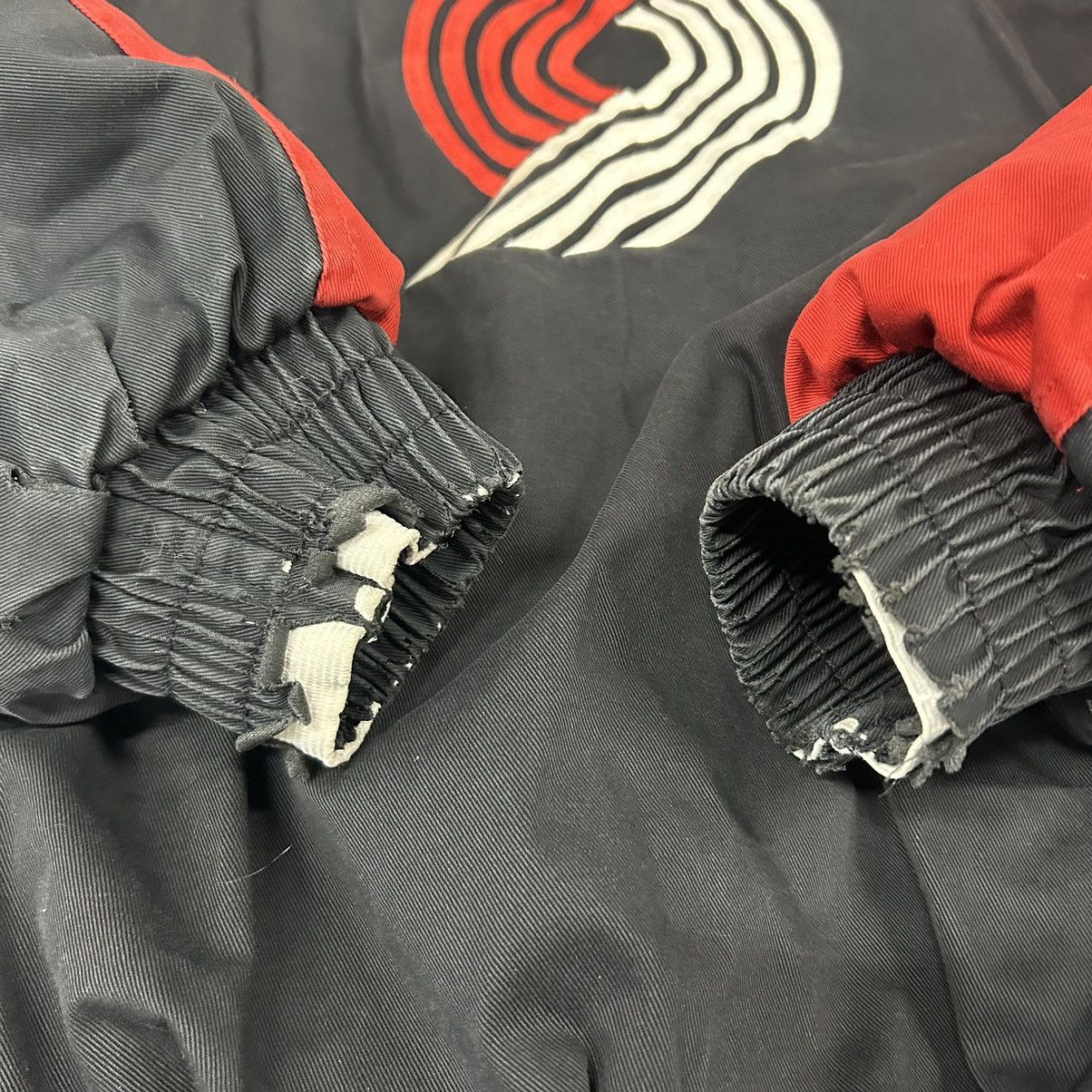 NBA rare Portland trailblazers starter jacket sz large Size US L / EU 52-54 / 3 - 7 Thumbnail