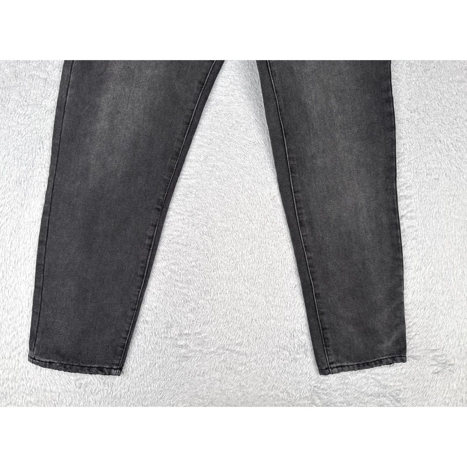 Forever 21 FOREVER 21 Jeans Womens Small Black High Rise Paperbag Waist Mom Tapered Leg Size 28" / US 6 / IT 42 - 2 Thumbnail