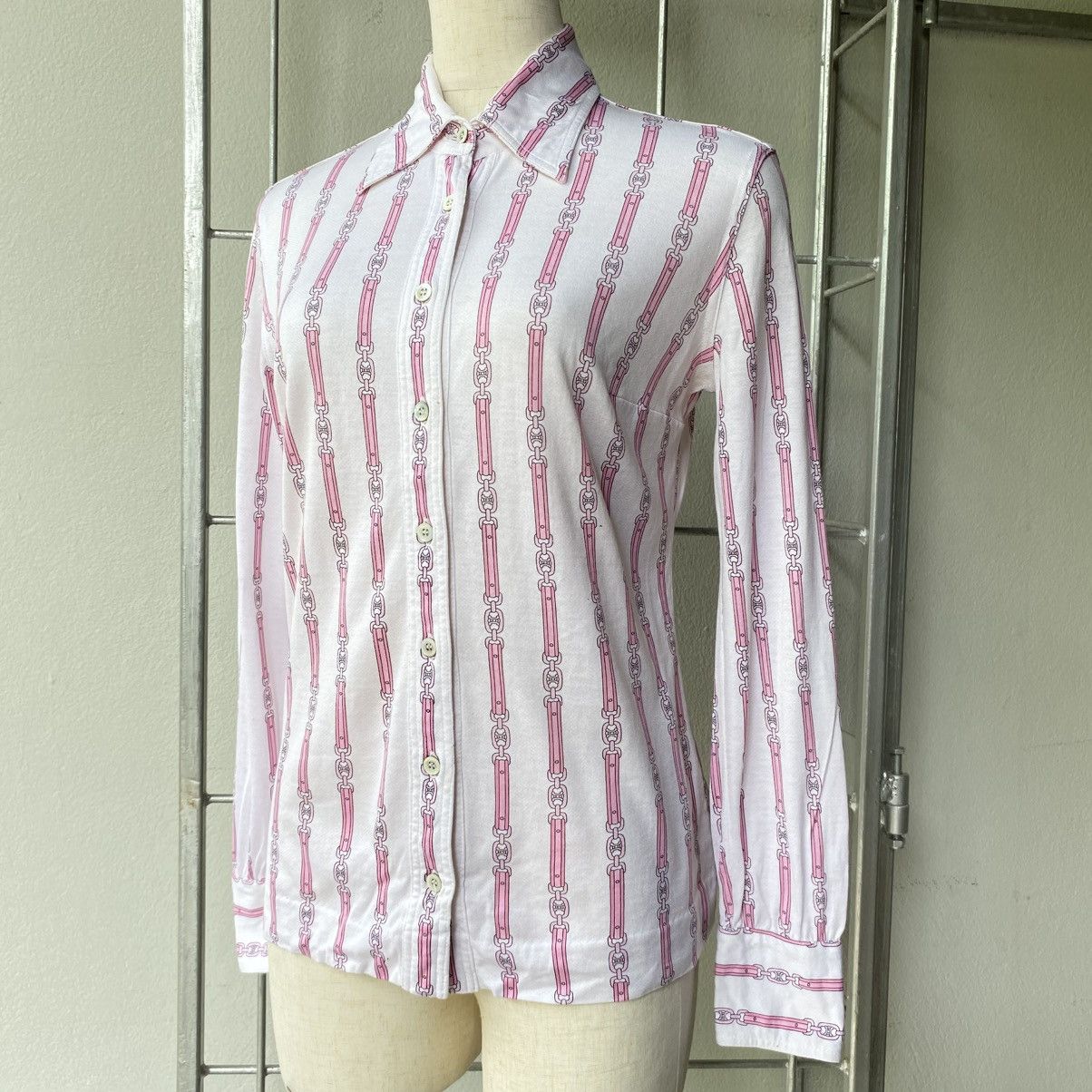 Celine Vintage Celine Pink Chain Print Shirt Size S / US 4 / IT 40 - 4 Thumbnail