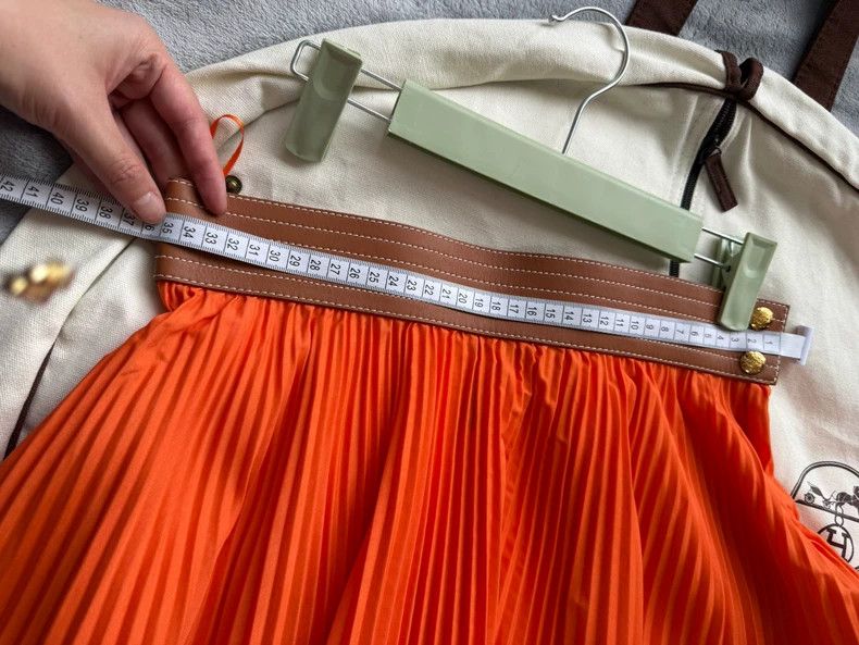 Loewe LOEWE Half skirt pleated style Size 25" / US 0 / IT 36 - 7 Thumbnail