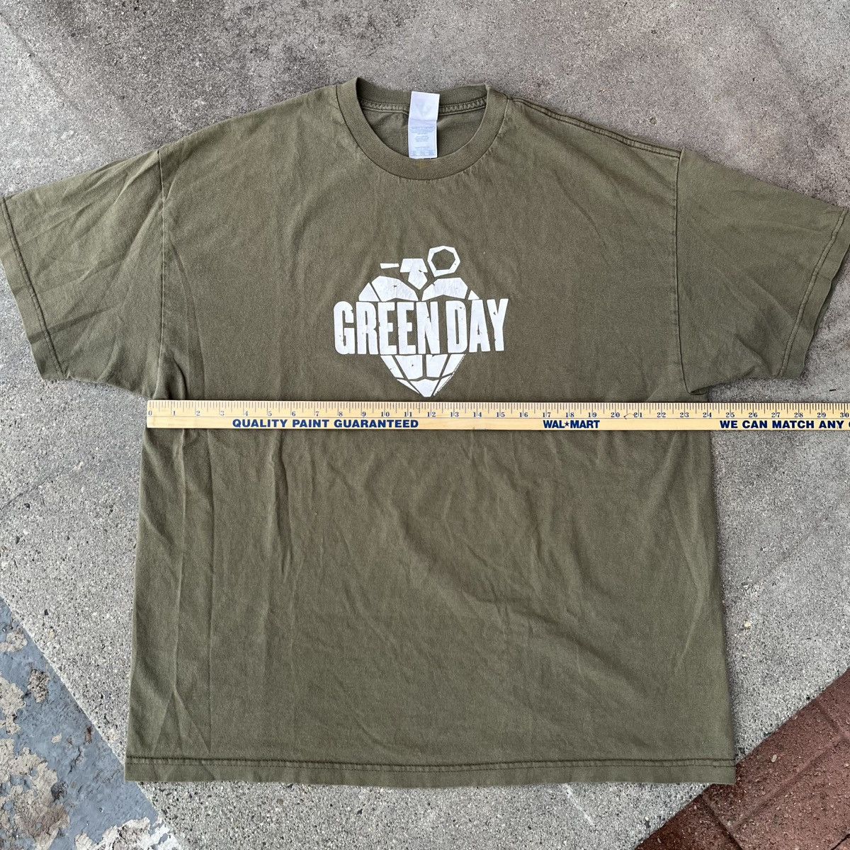 Band Tees × Vintage Vintage 04’ Green Day ‘American Idiot’ Band Tee Sz XXL Size US XXL / EU 58 / 5 - 2 Thumbnail