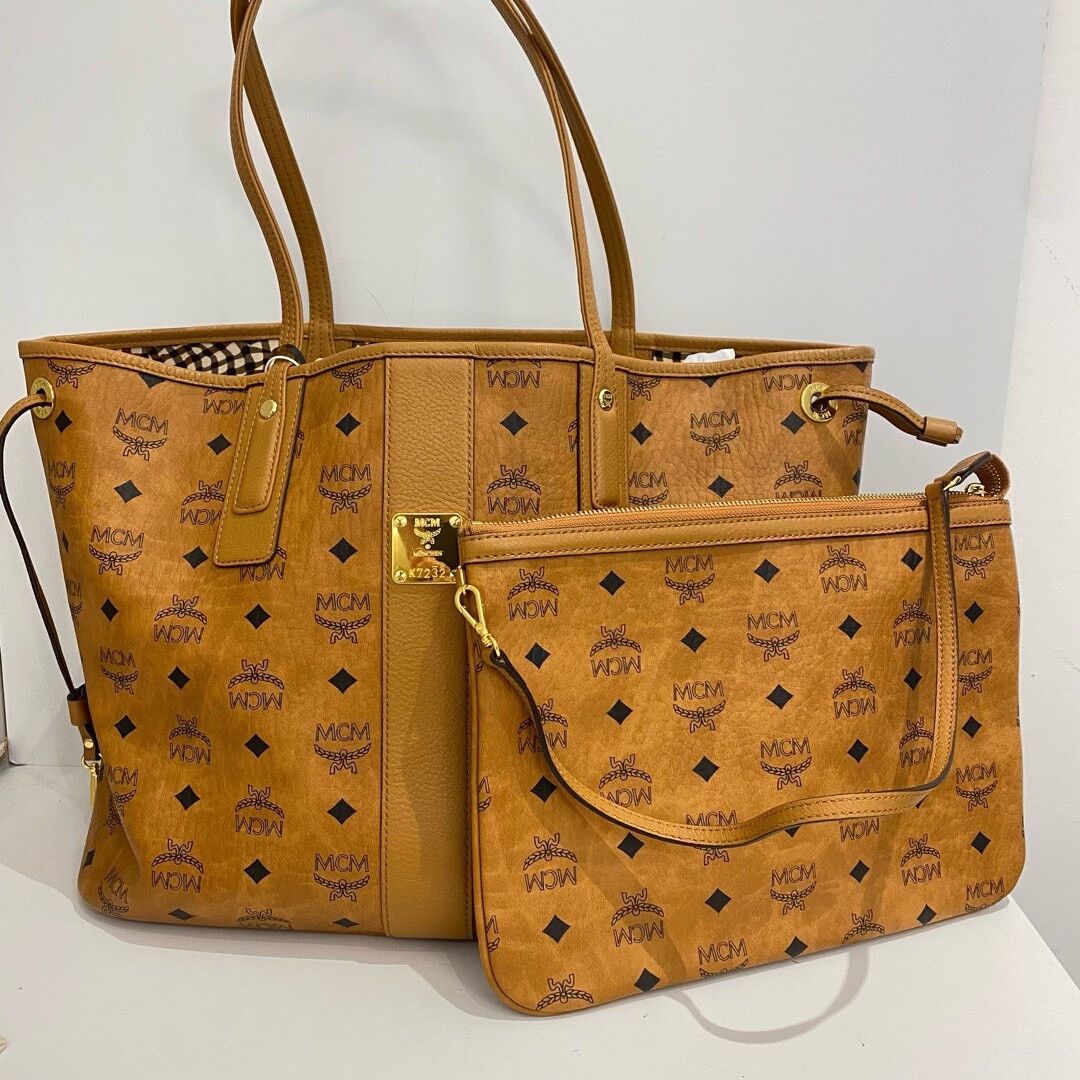MCM Pre-loved Bag Very good condition Size ONE SIZE - 1 Thumbnail