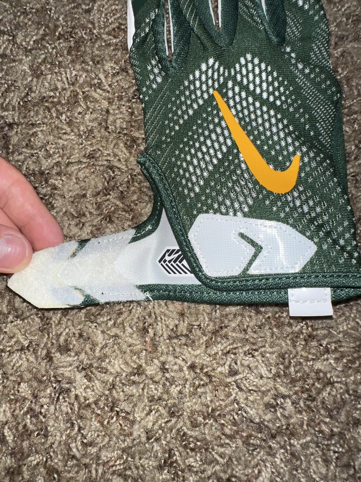 Nike Nike NFL Green Bay Packers Vapor Knit On Field Football Gloves Size ONE SIZE - 9 Thumbnail