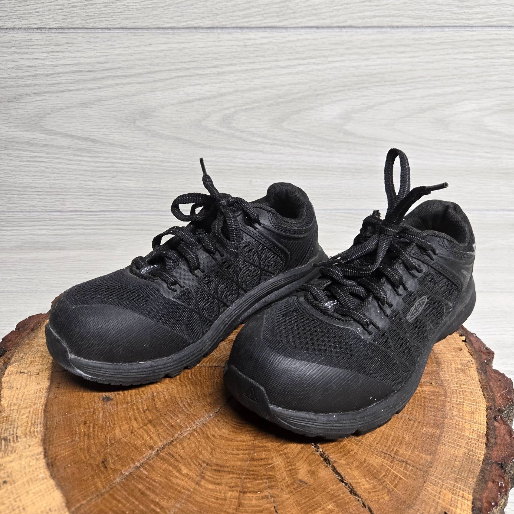 KEEN VINTAGE KEEN Women's Safety Work Boots Black Leather Steel Toe Ankle Size 6M Outdoor Footwear Size US 6 / IT 36 - 2 Thumbnail