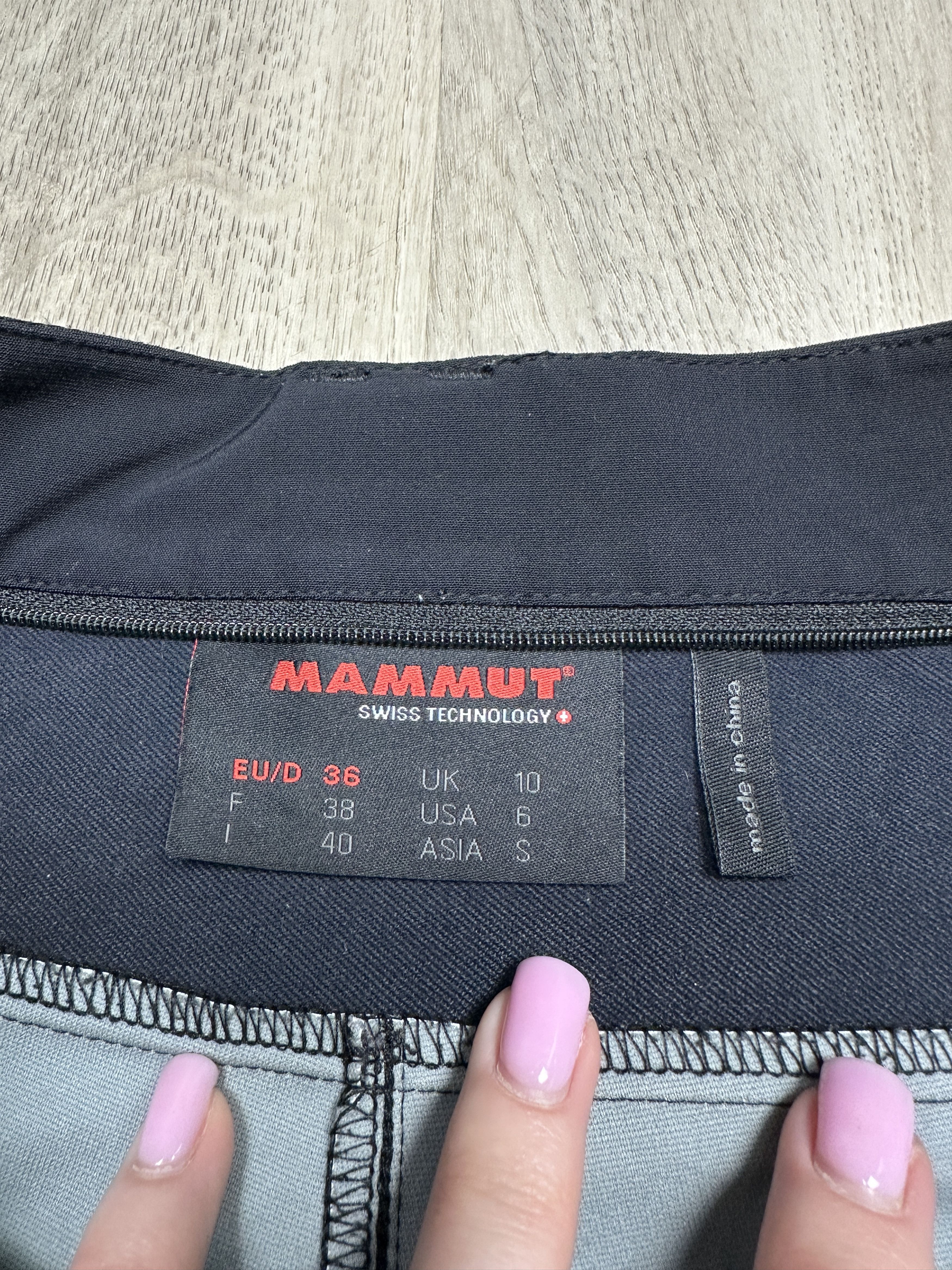 Mammut Mammut Vintage Womens Ski Snowboard Pants Size 28" / US 6 / IT 42 - 7 Thumbnail